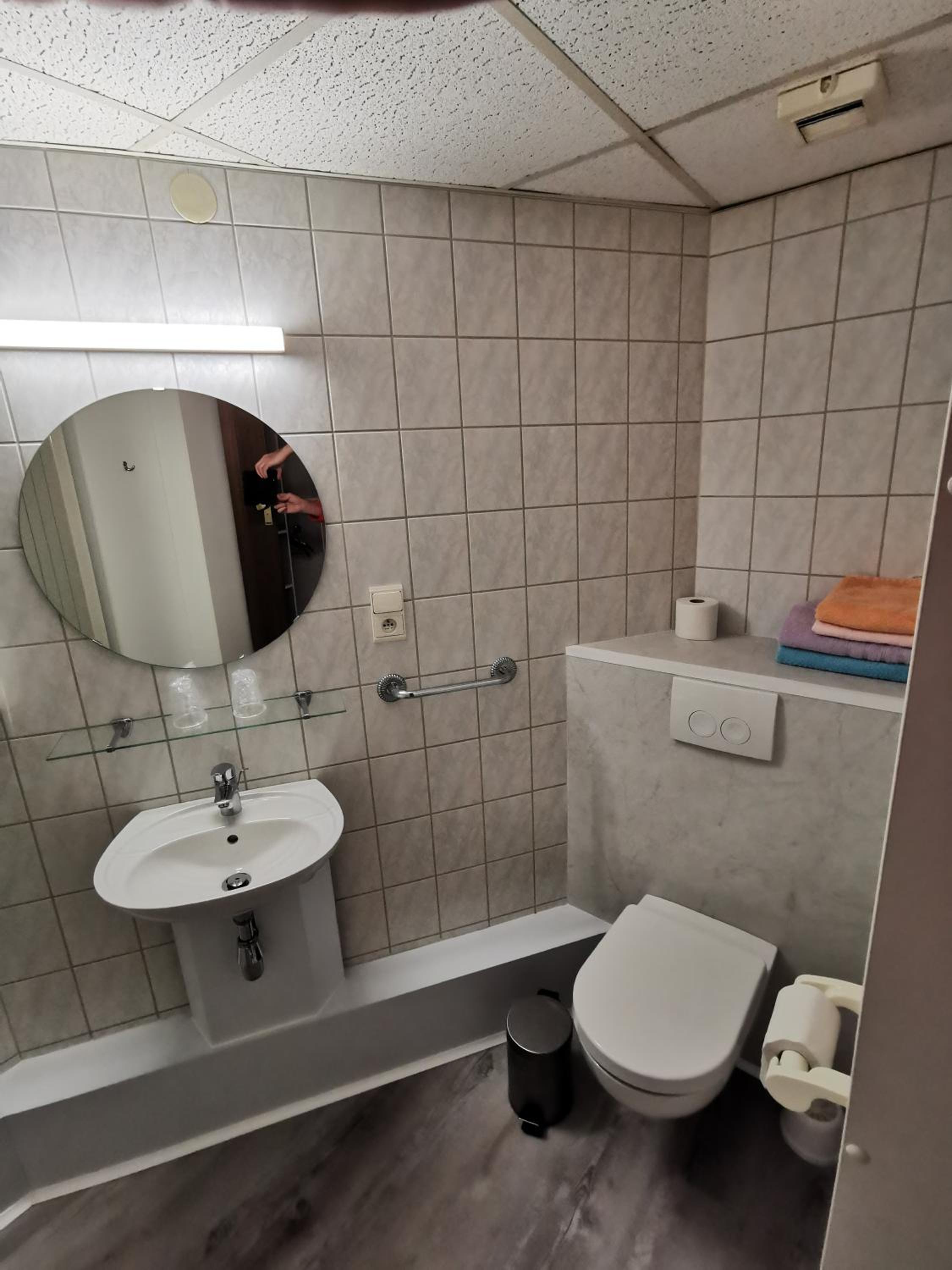 Double or Twin Room with Garden View - Photo 7