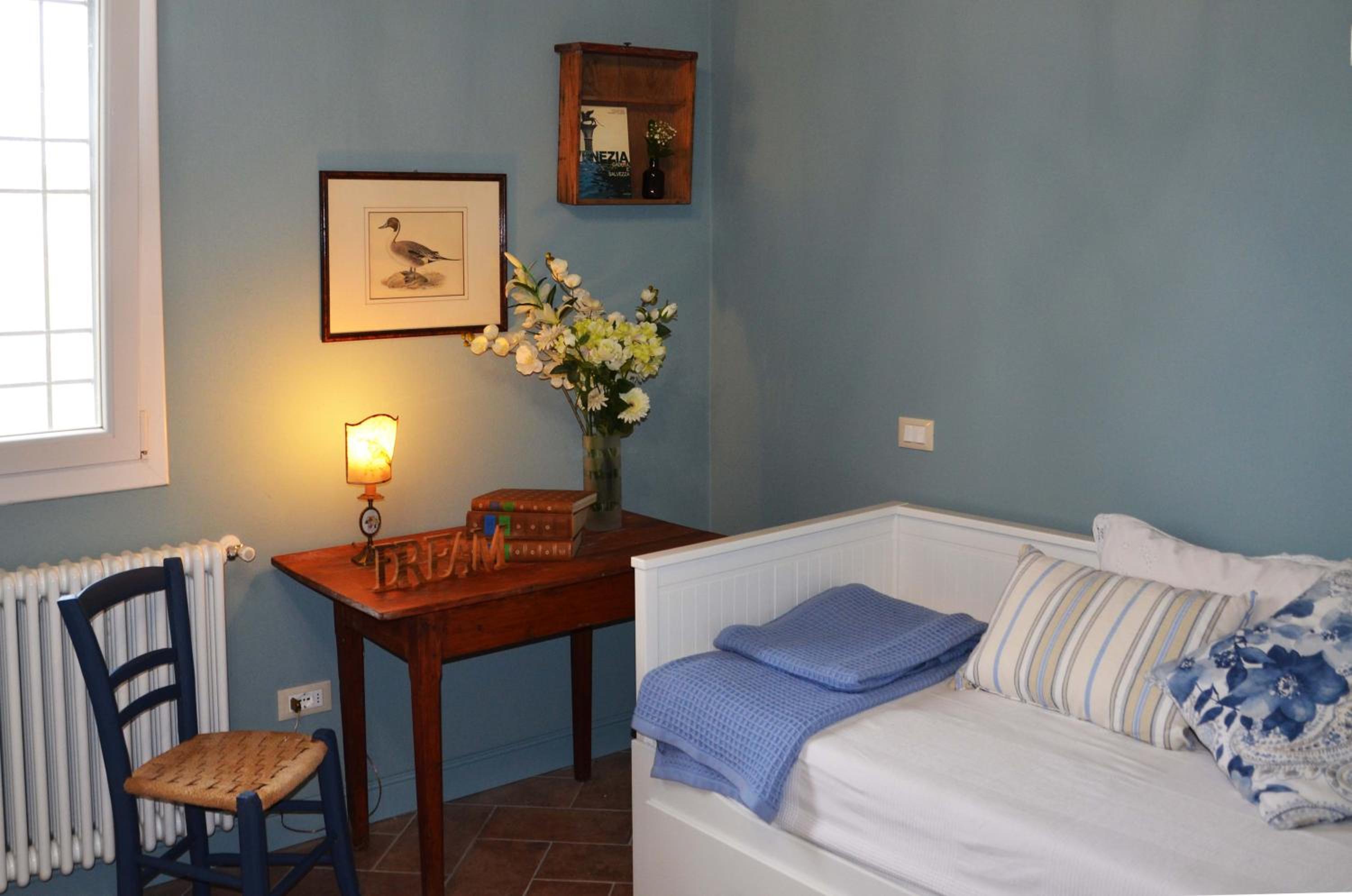 Comfort Triple Room with Shower photo 3