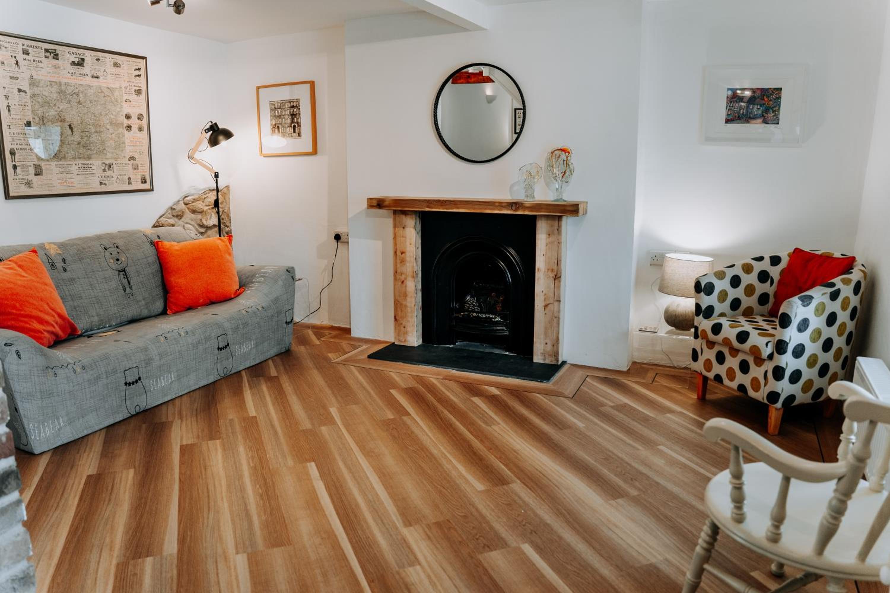 Three-Bedroom House photo 1