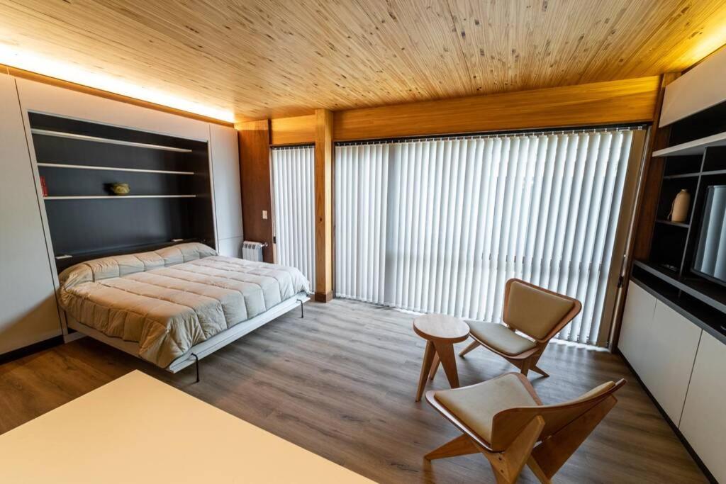 Studio Apartment photo 1
