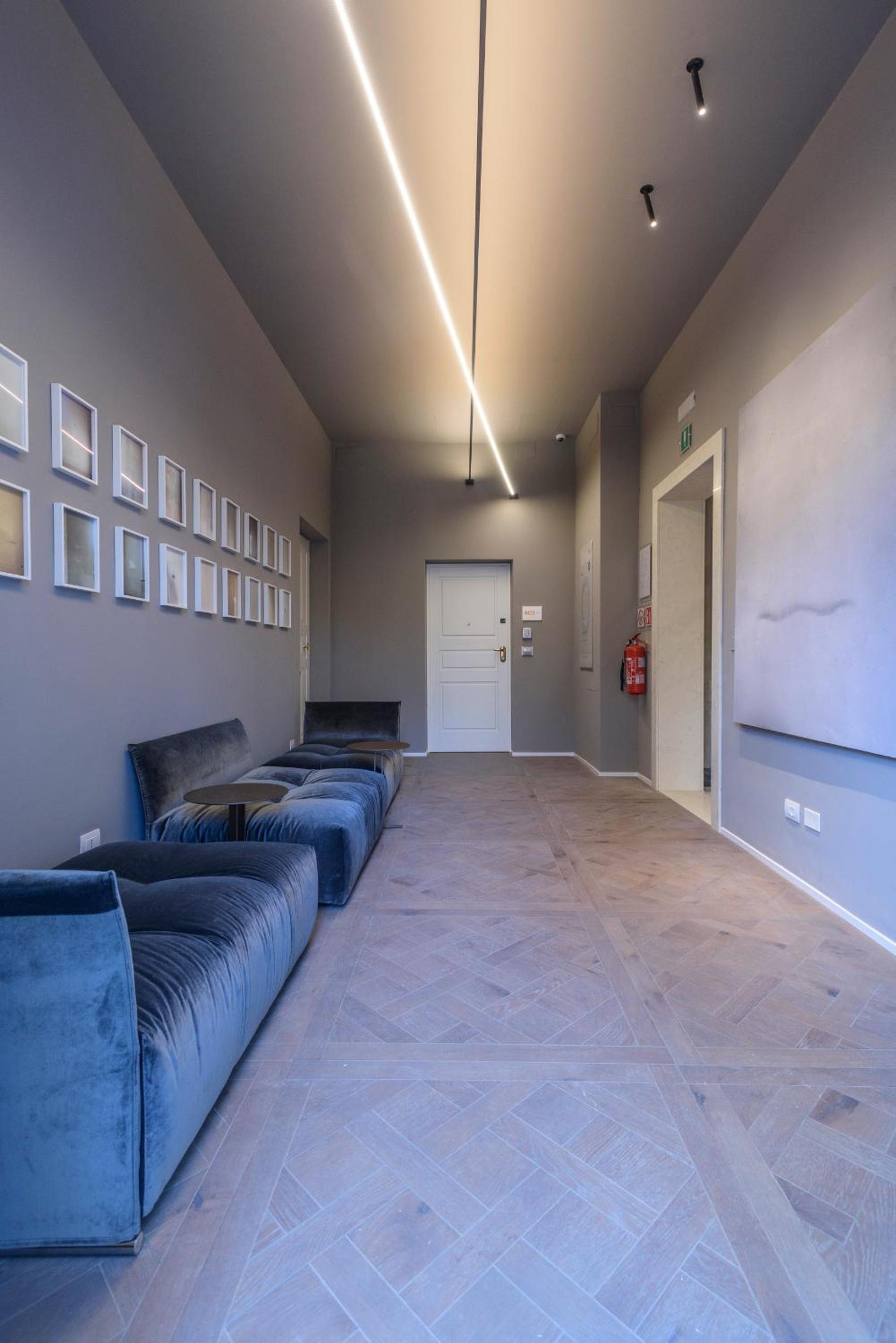 Family Apartment - Photo 22