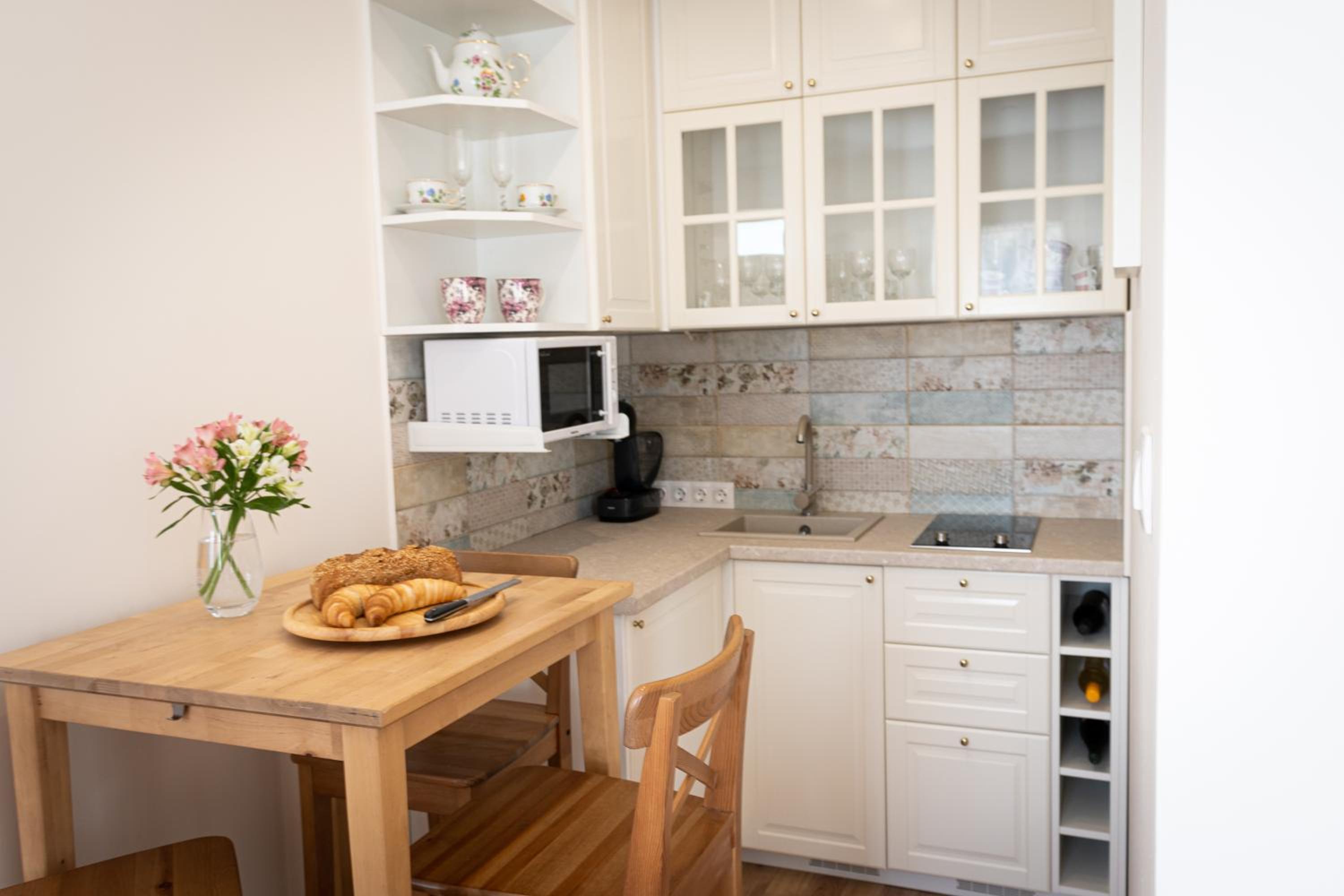 Apartment with Garden View - Photo 6