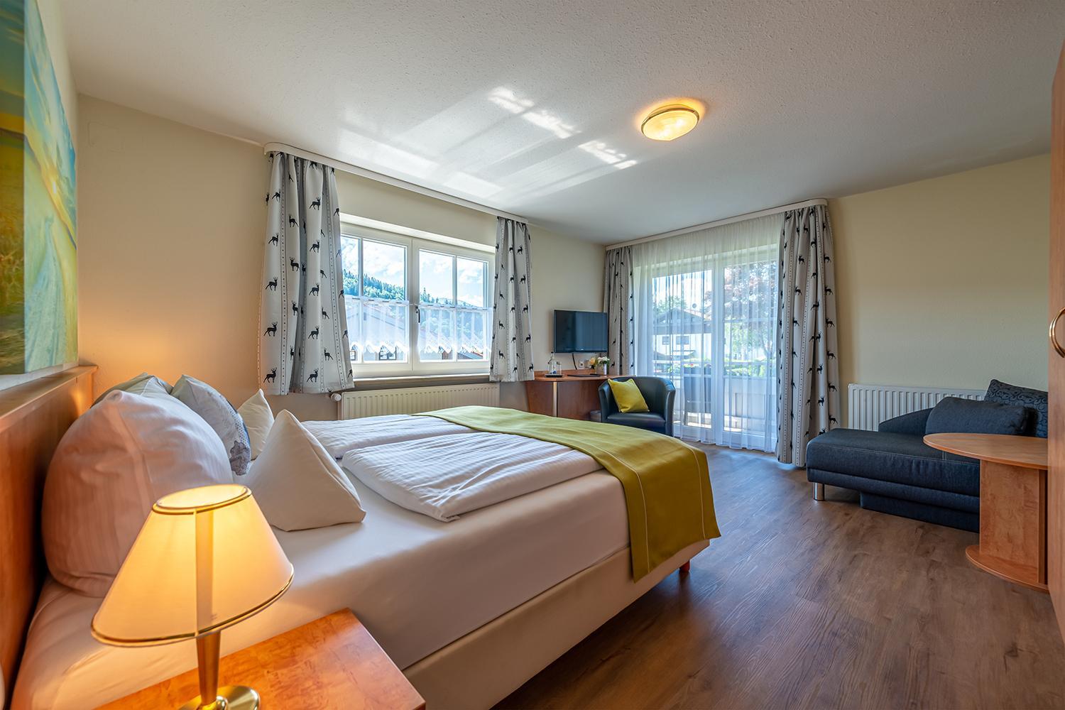 Large Double Room photo 1