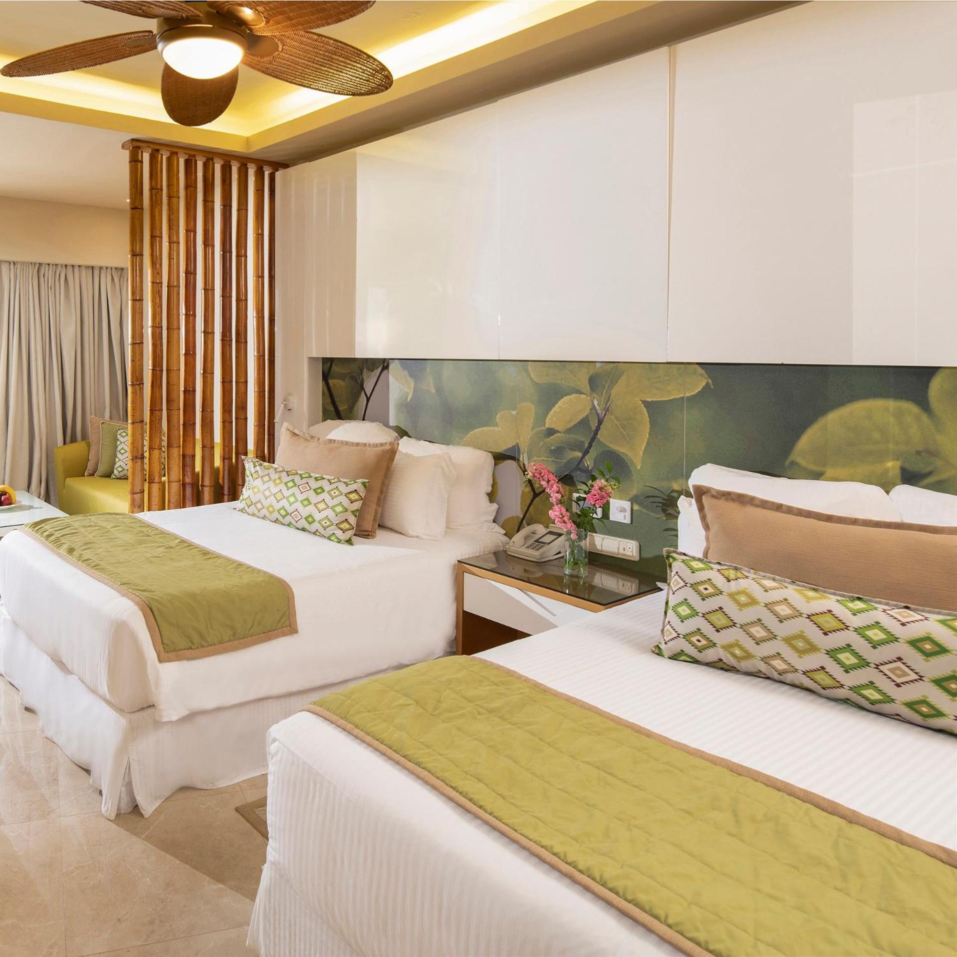 Premium Junior Suite Pool View Triple
