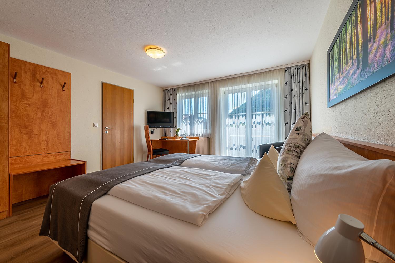 Large Double Room photo 2