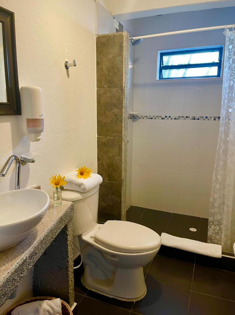 Triple Room with Lake View photo 2