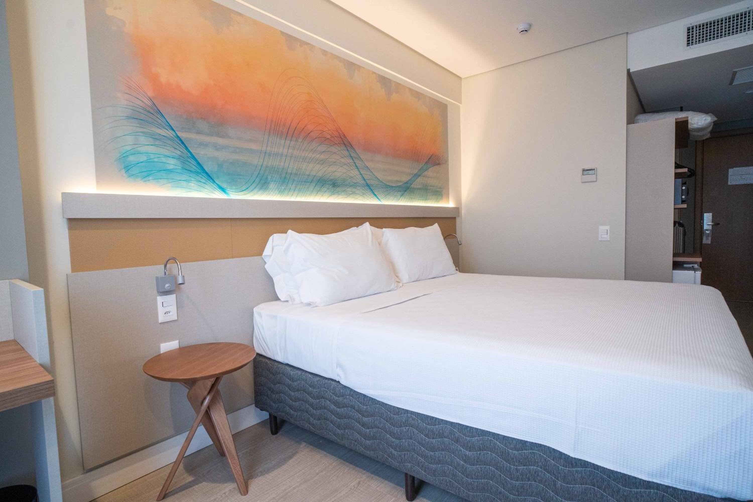 Standard PwD Disability Access - 1 Queen Bed