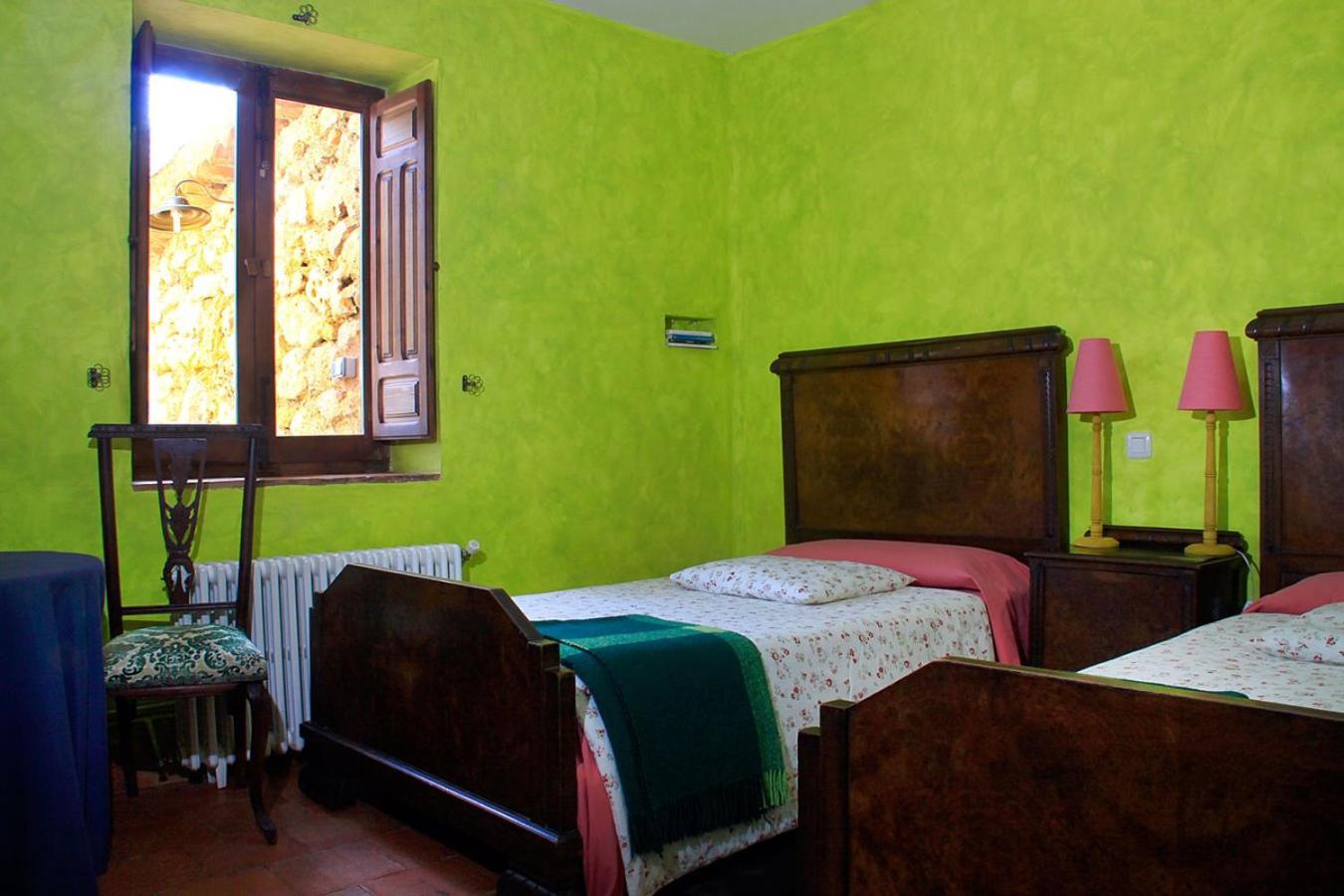 Twin Room with Mountain View - Photo 1
