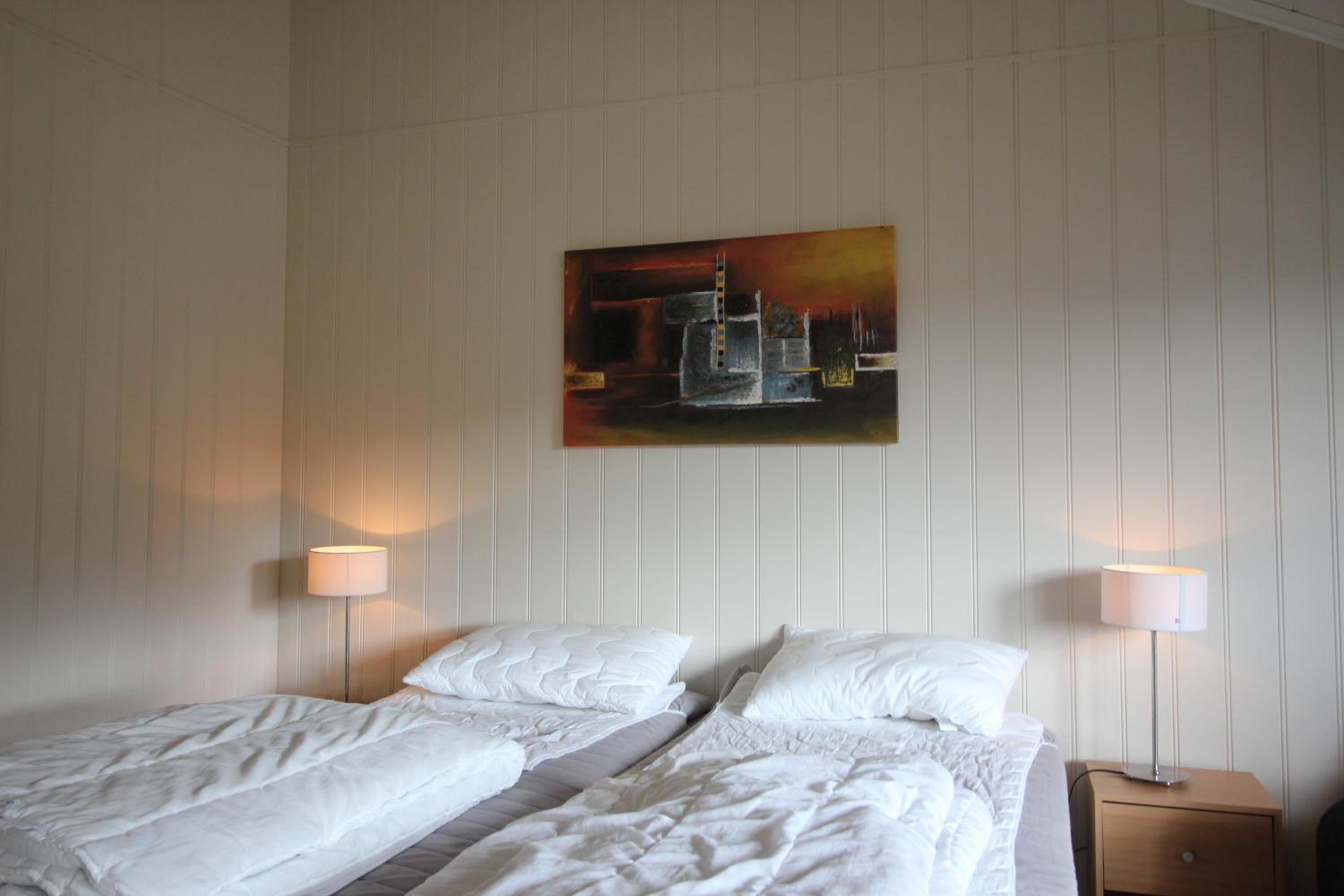 Studio Apartment - Photo 2