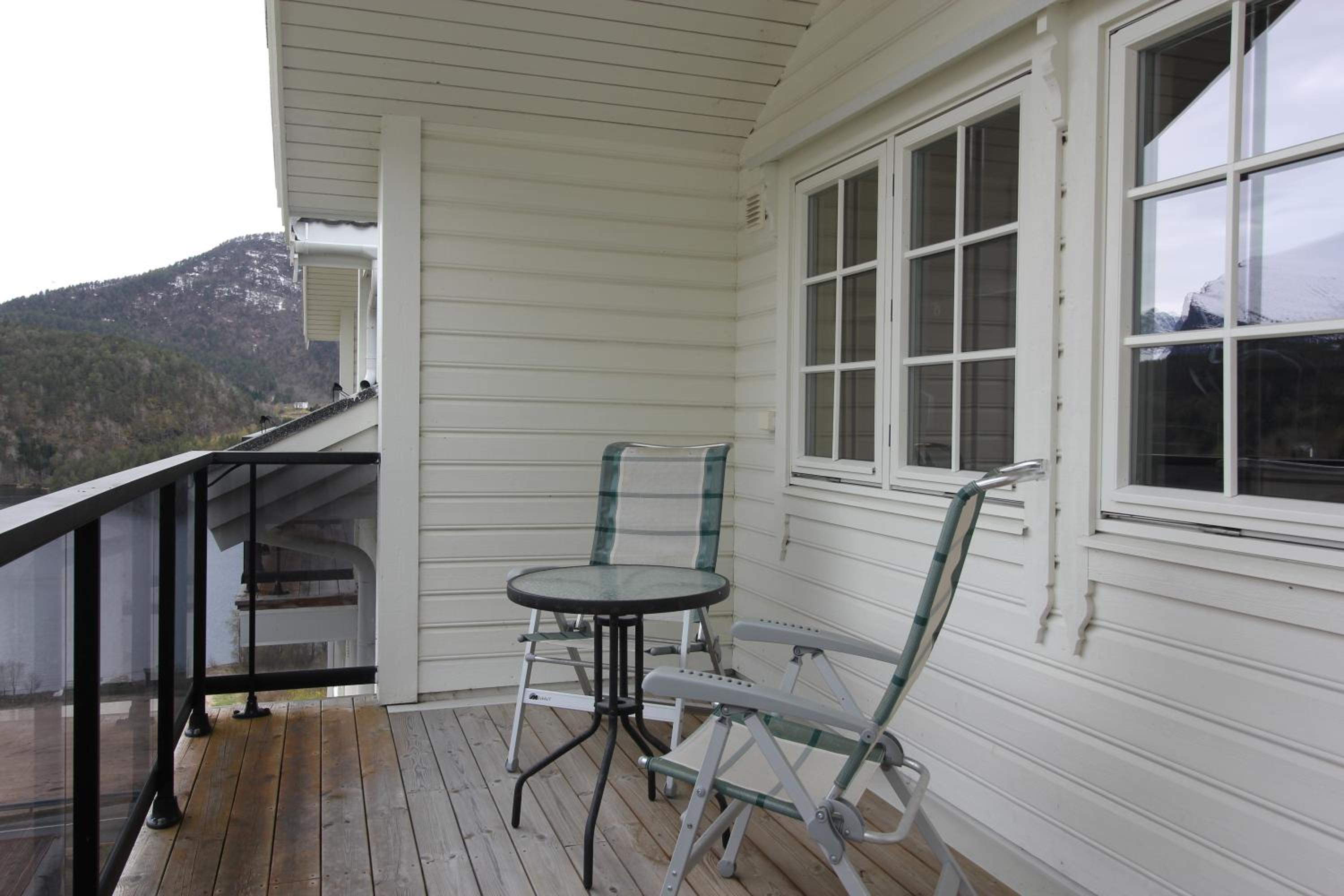 Studio Apartment - Photo 7