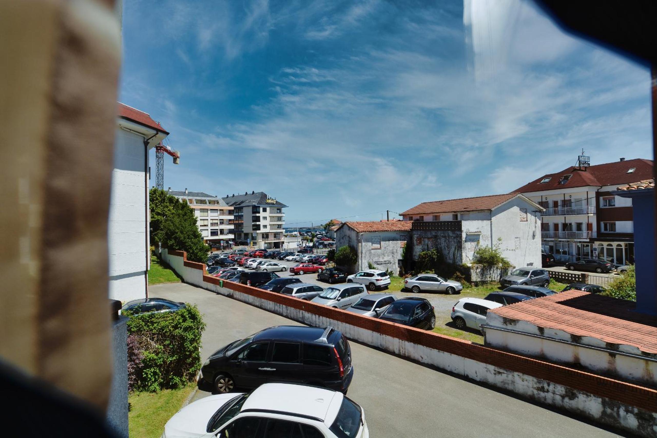 Apartment with Balcony photo 1