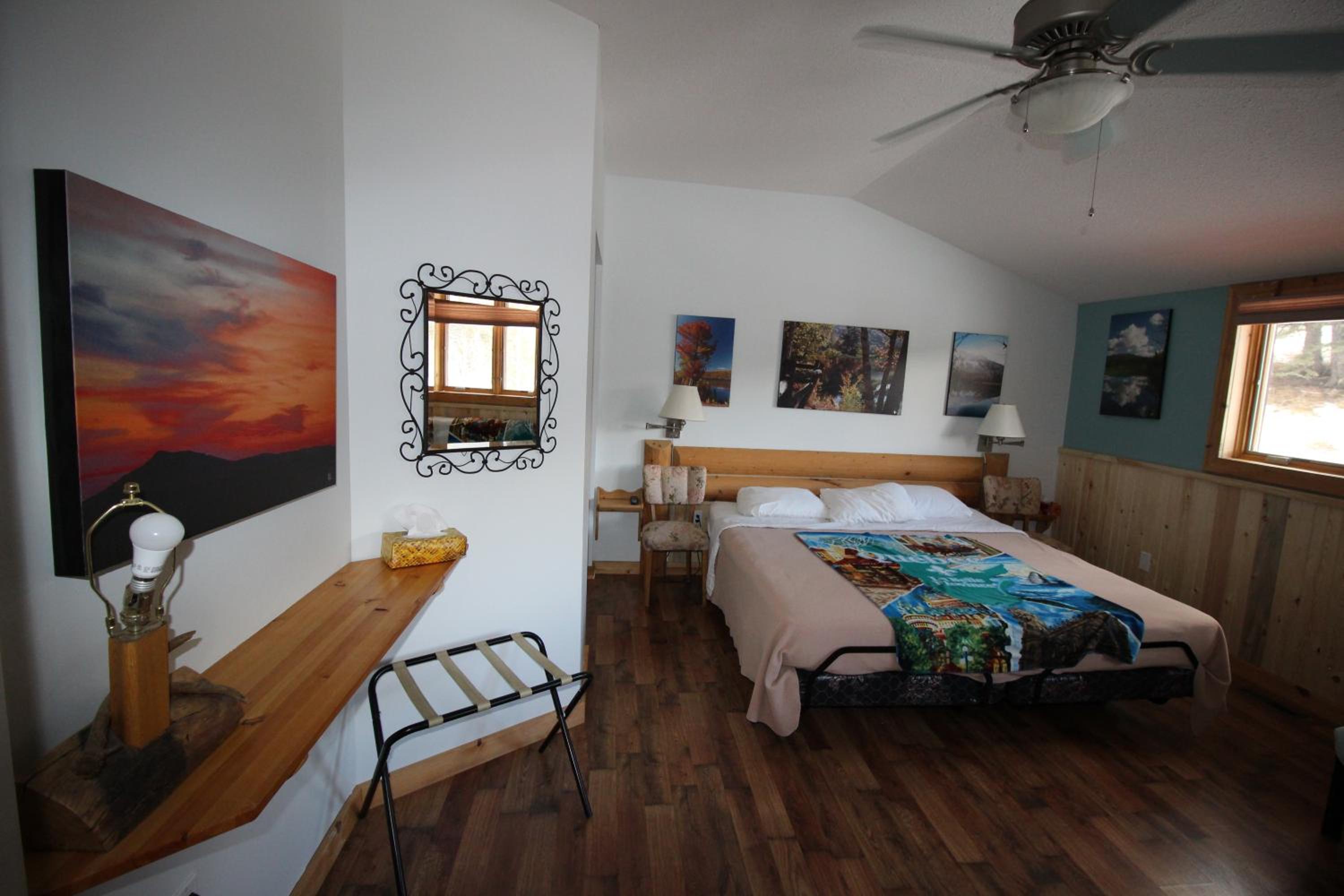 King Room with Sofa Bed photo 1