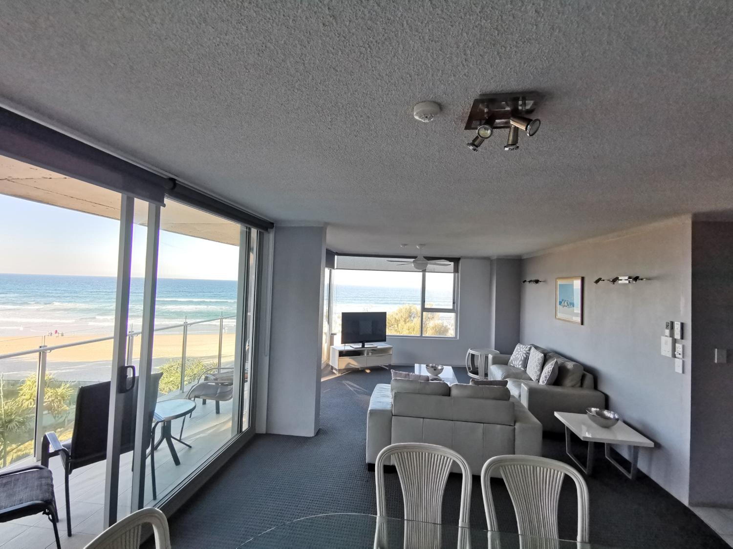 Two Bedroom Apartment (Lower Floors) – Beachfront