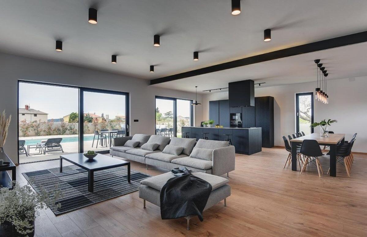 Seven-Bedroom Villa