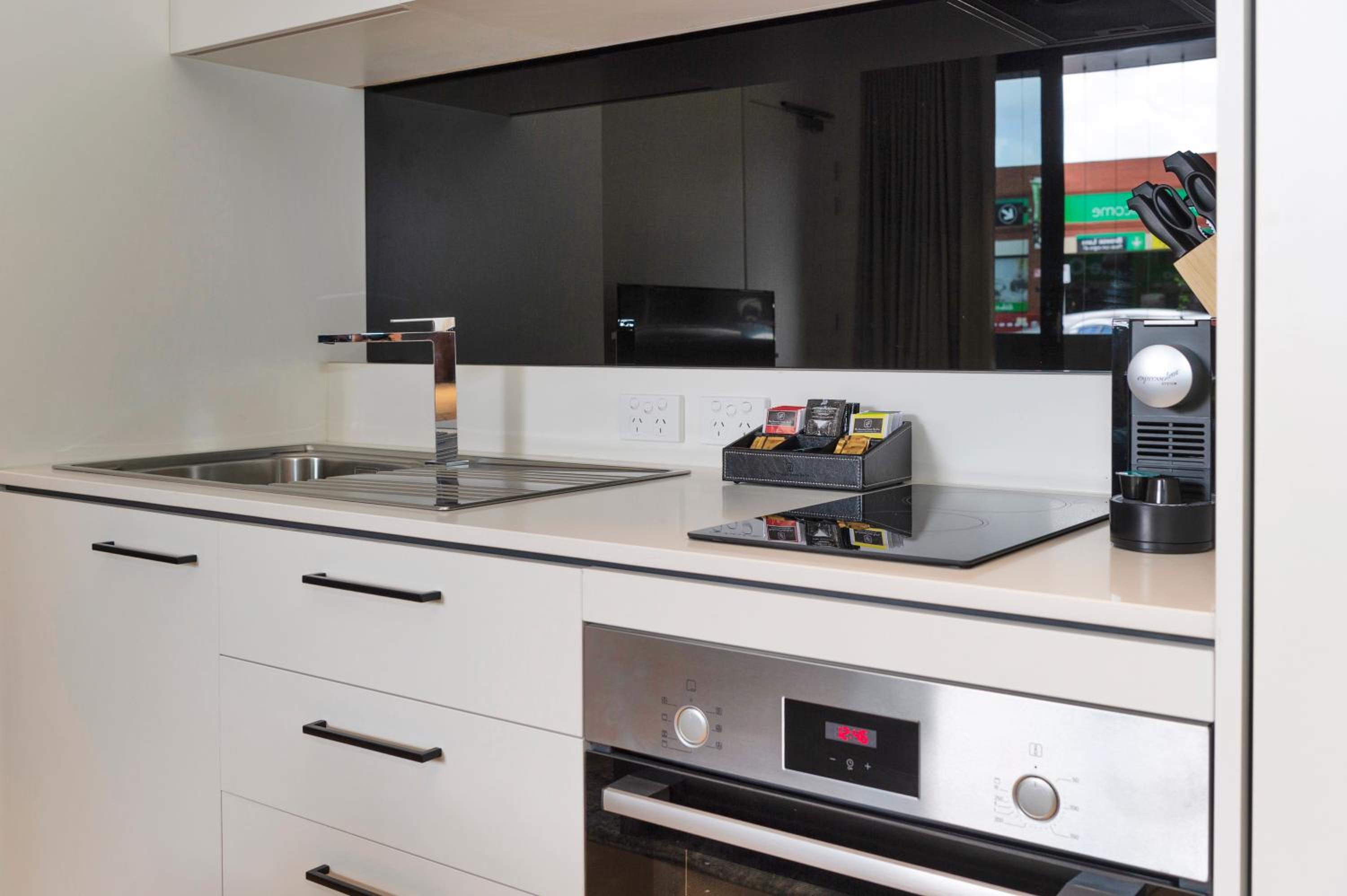 One-Bedroom Bellerine Apartment - Photo 3