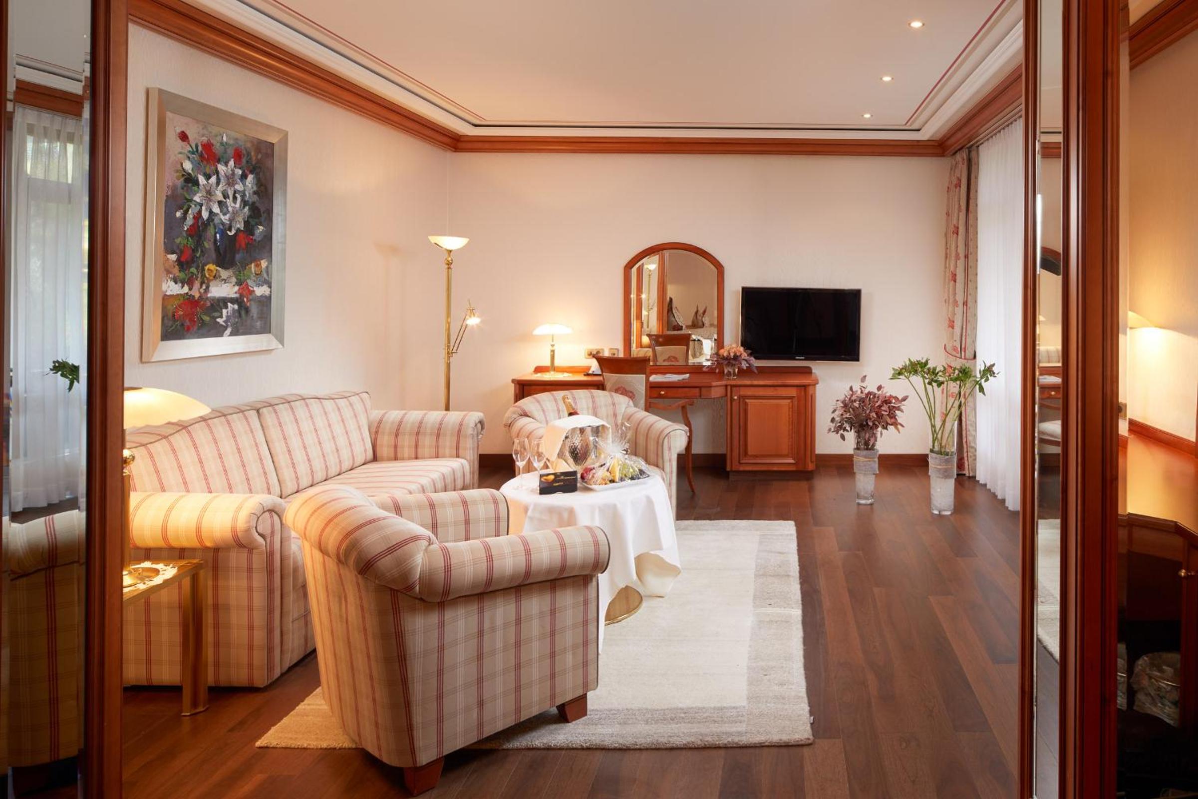 Suite Type 1 - with Valley View - Photo 4