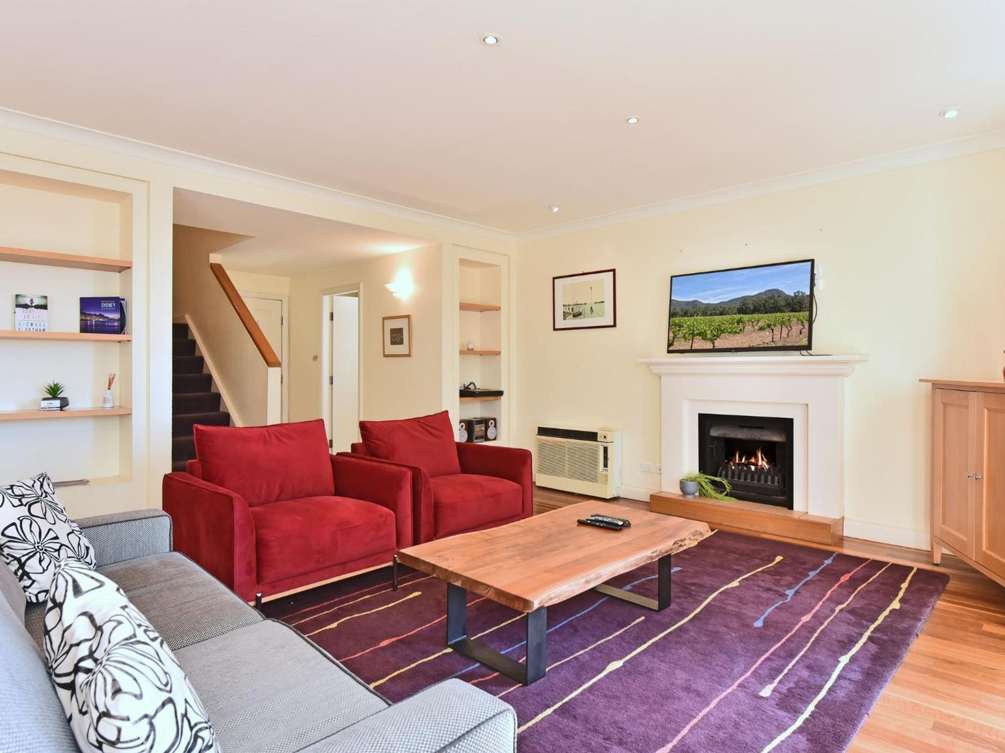 Three-Bedroom Villa photo 1