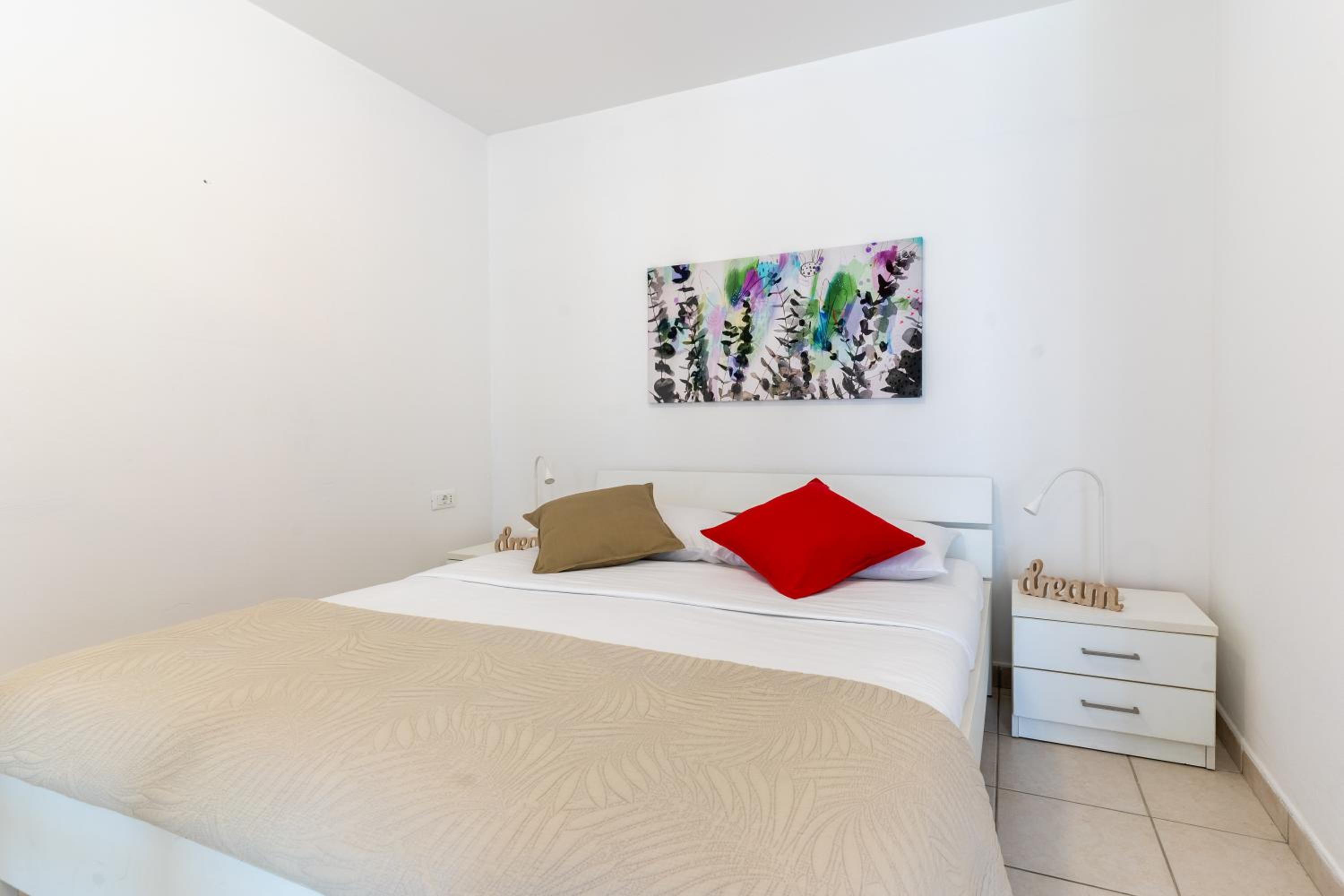 Studio With Balcony Or Terrace photo 2