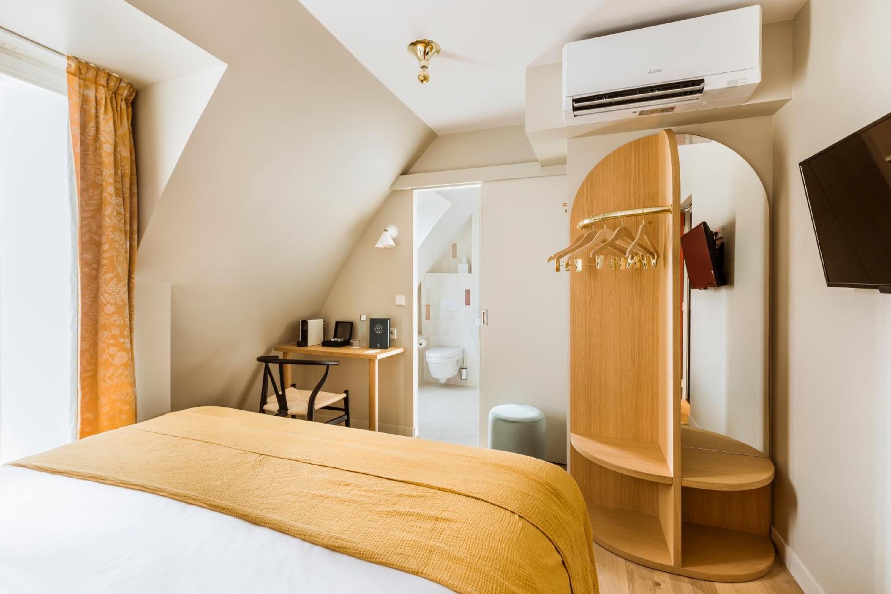 Superior Double Room - La grande Amie photo 3