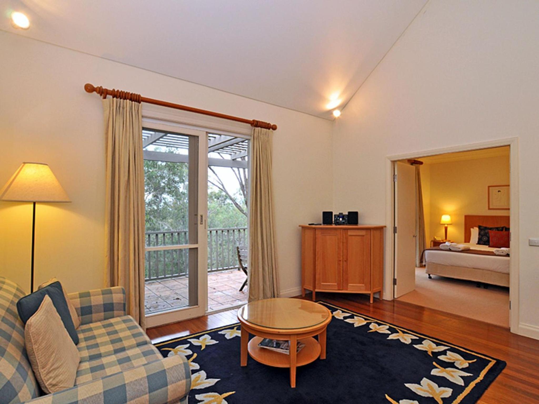 One-Bedroom Villa - Photo 2