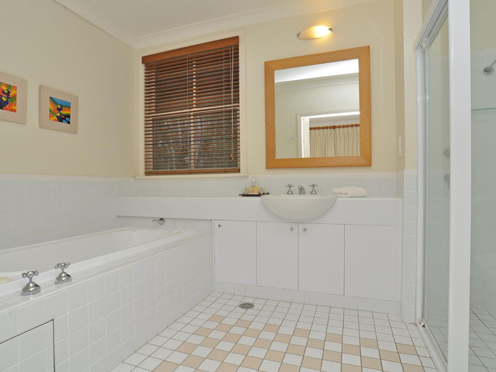 One-Bedroom Villa - Photo 5