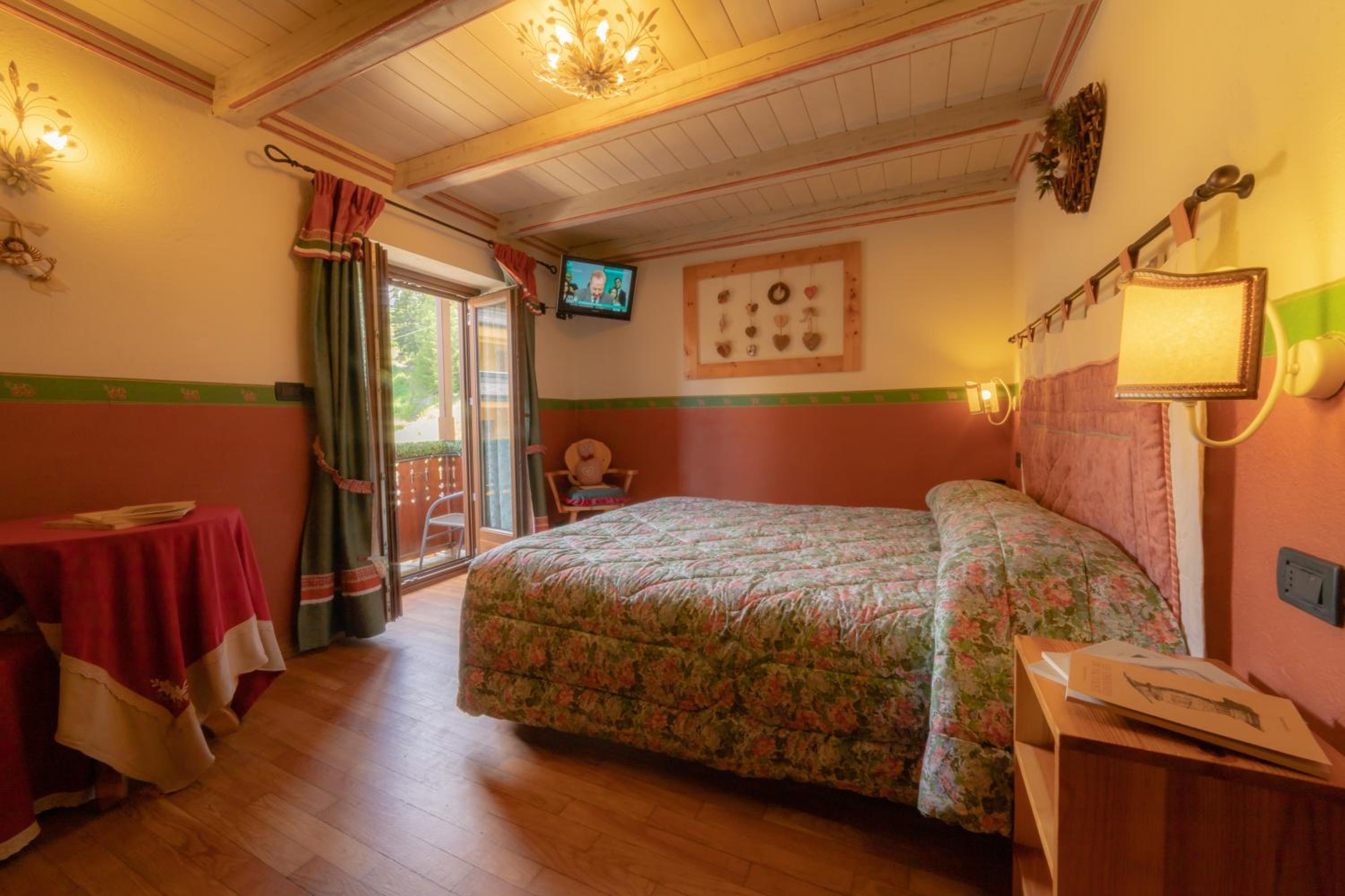 Standard Triple Room - Photo 5