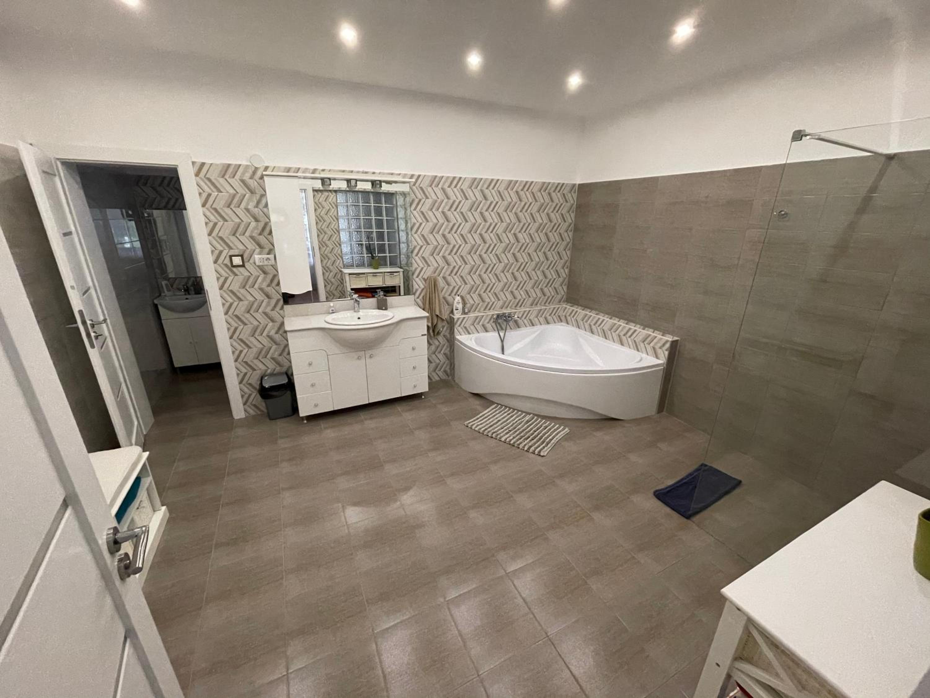 Vacation Home - Photo 25