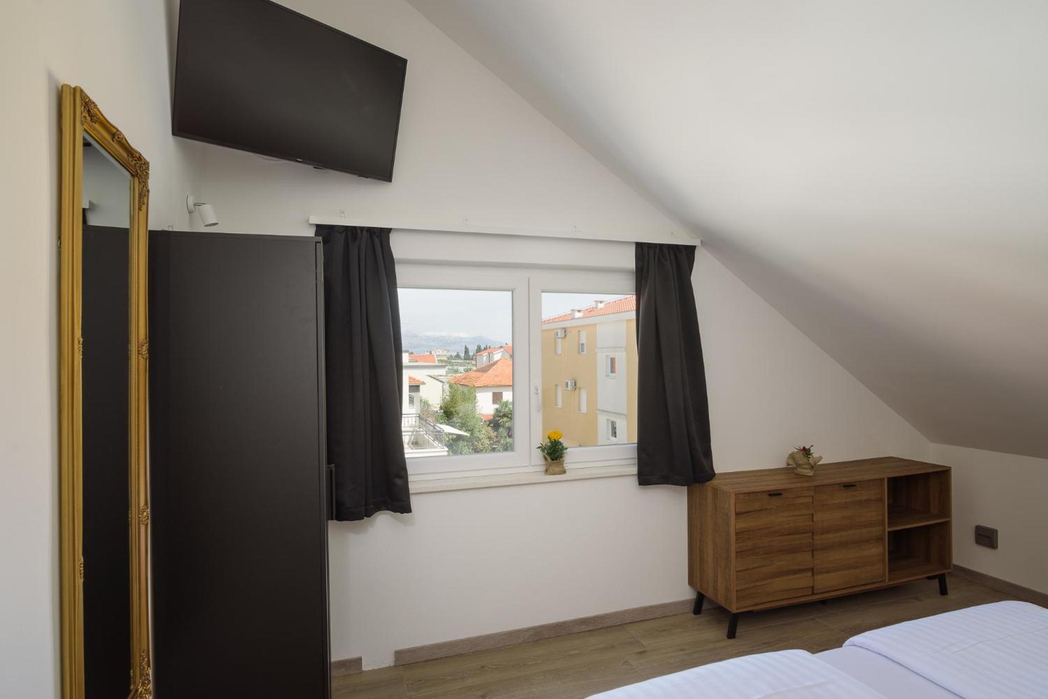 Superior Queen Room - Photo 12