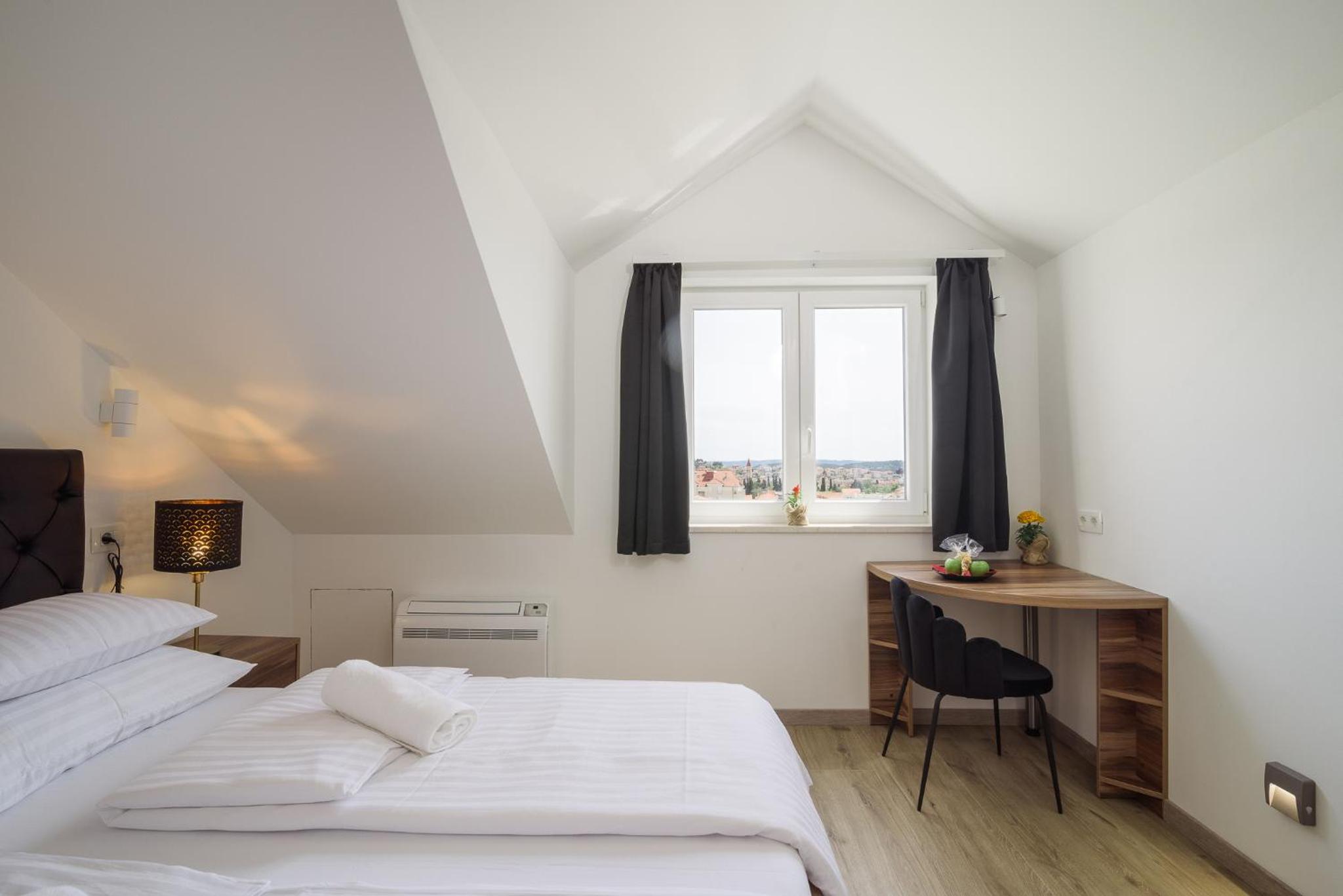 Superior Queen Room - Photo 2