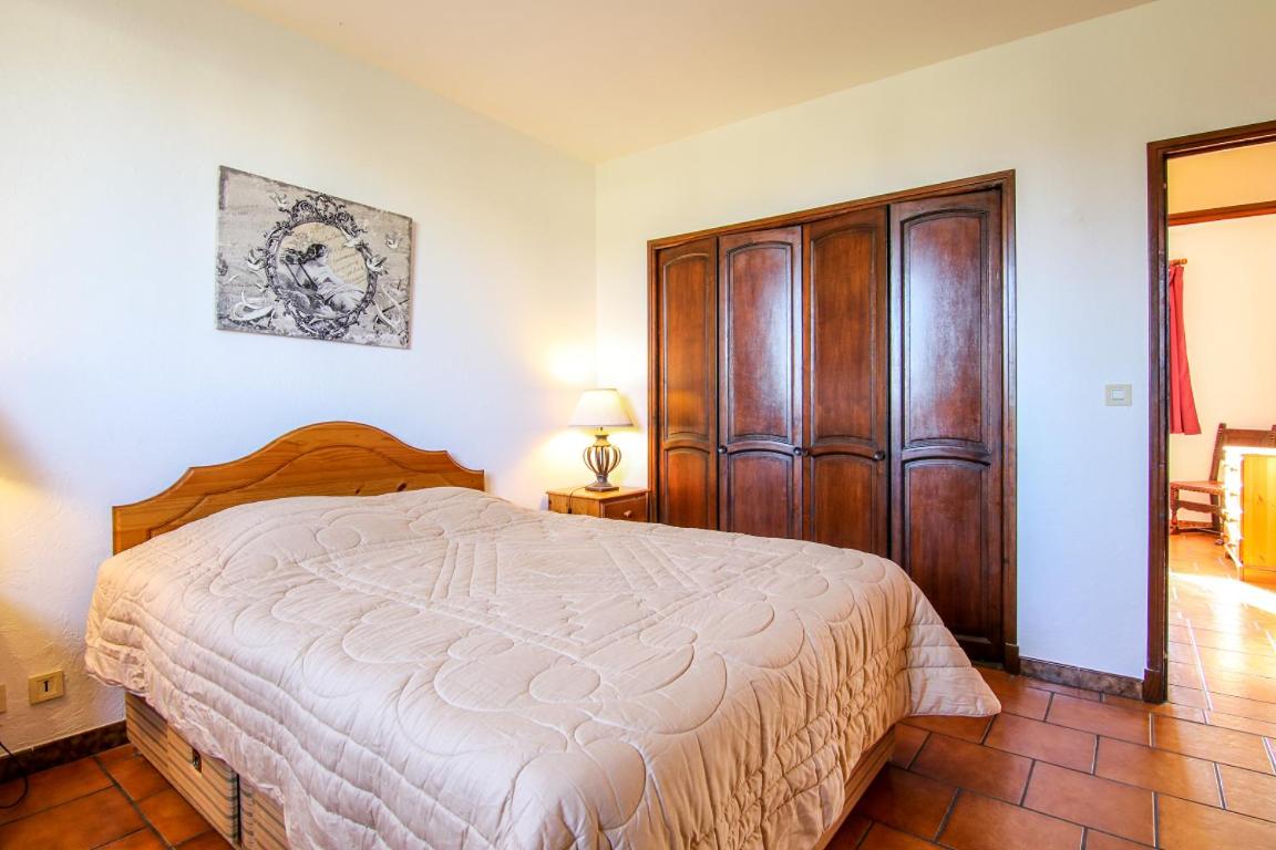 Villa photo 3