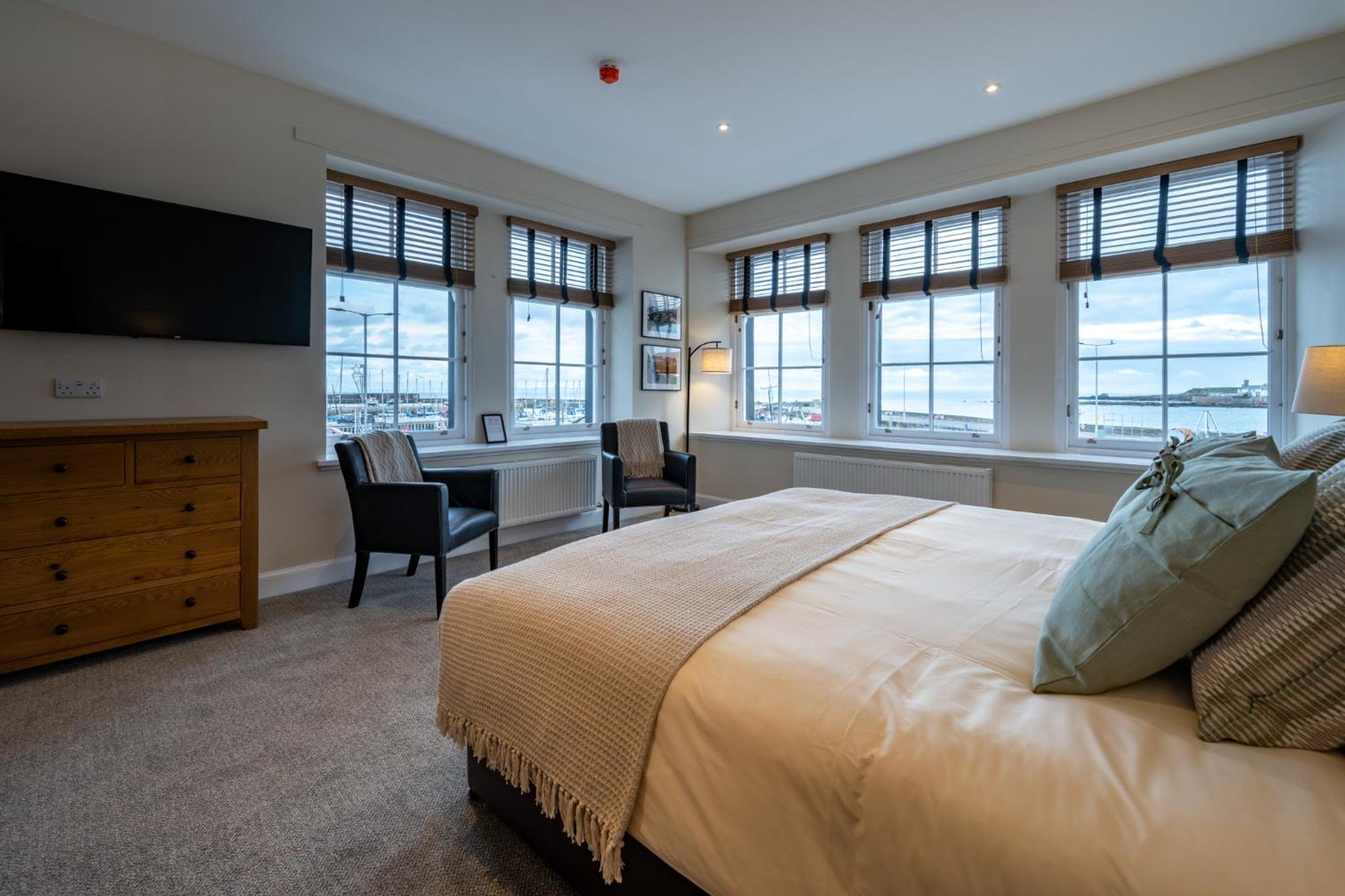 Deluxe Double or Twin Room with Sea View