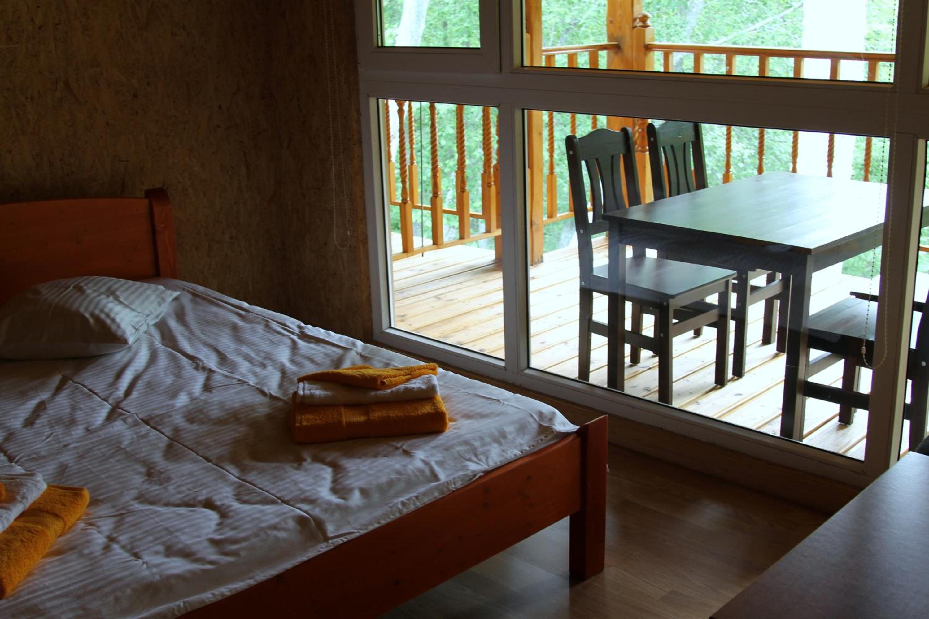 Two-Bedroom Bungalow - Photo 2