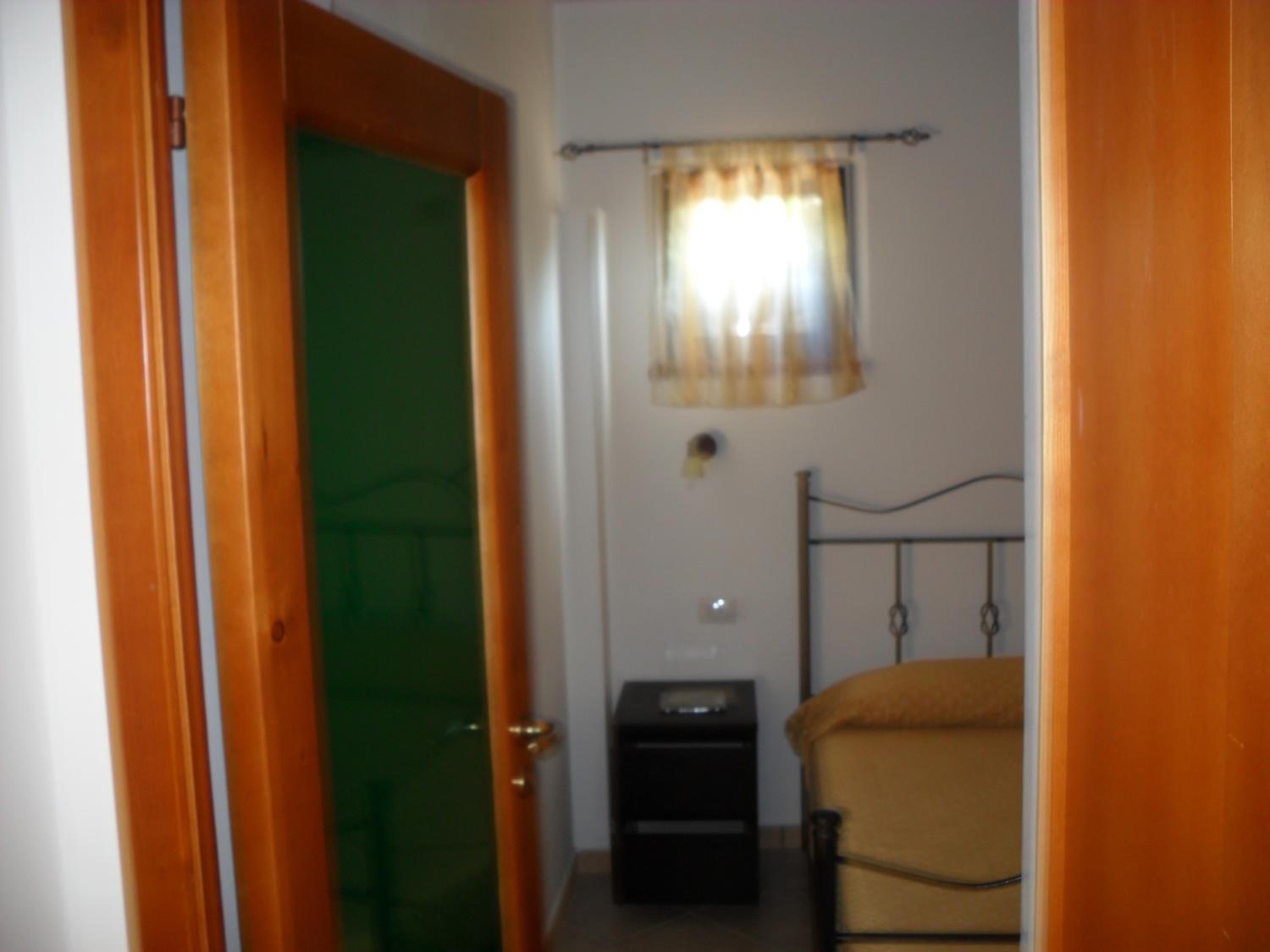 Two-Bedroom Apartment - Photo 4