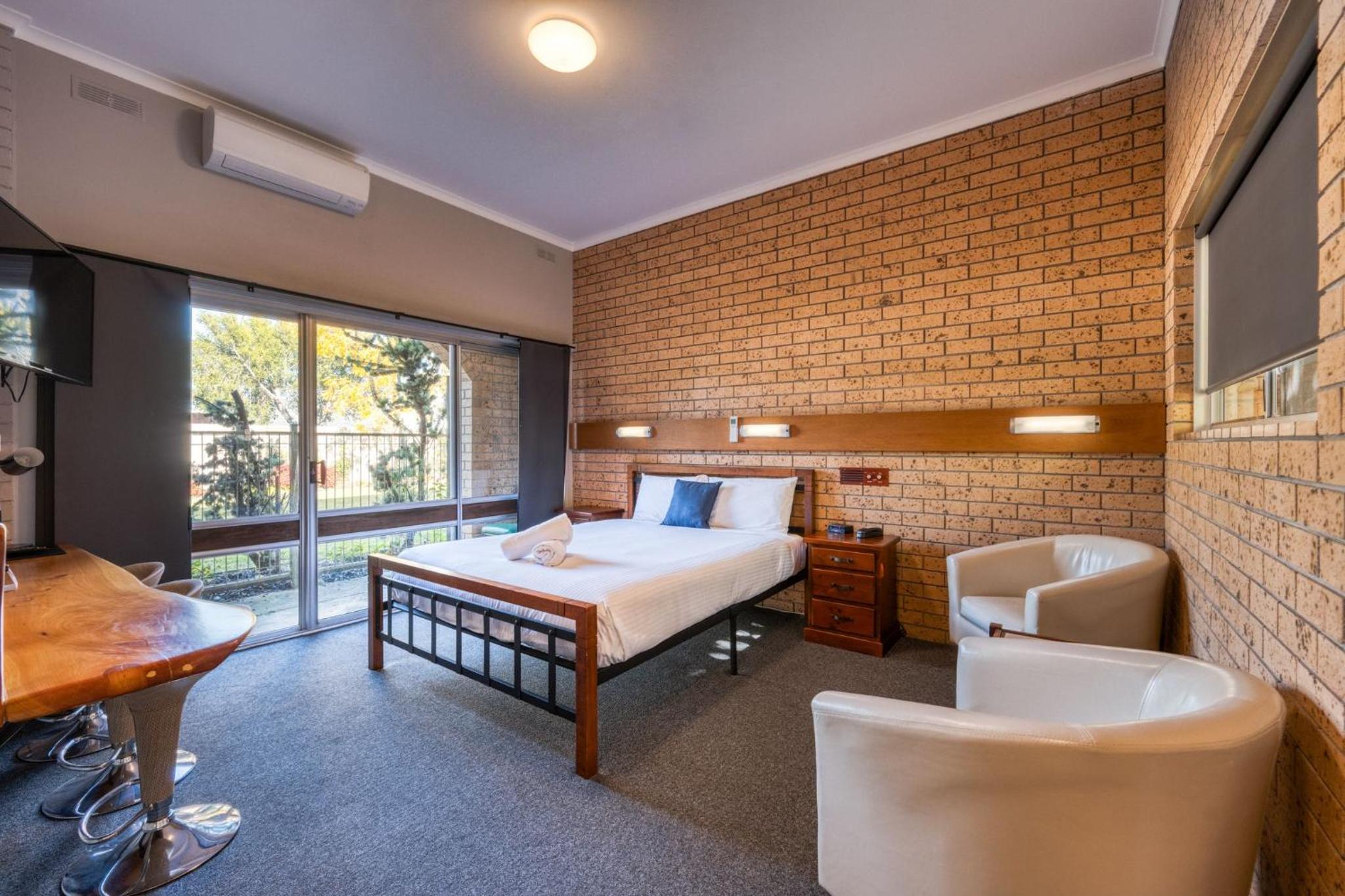 Superior Queen Room