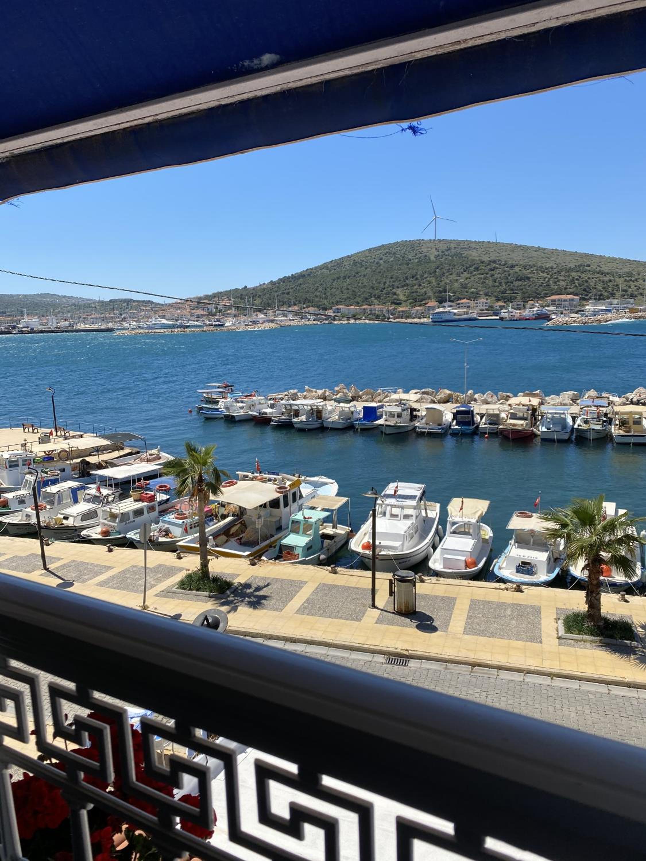 Triple Room with Sea View - Photo 22