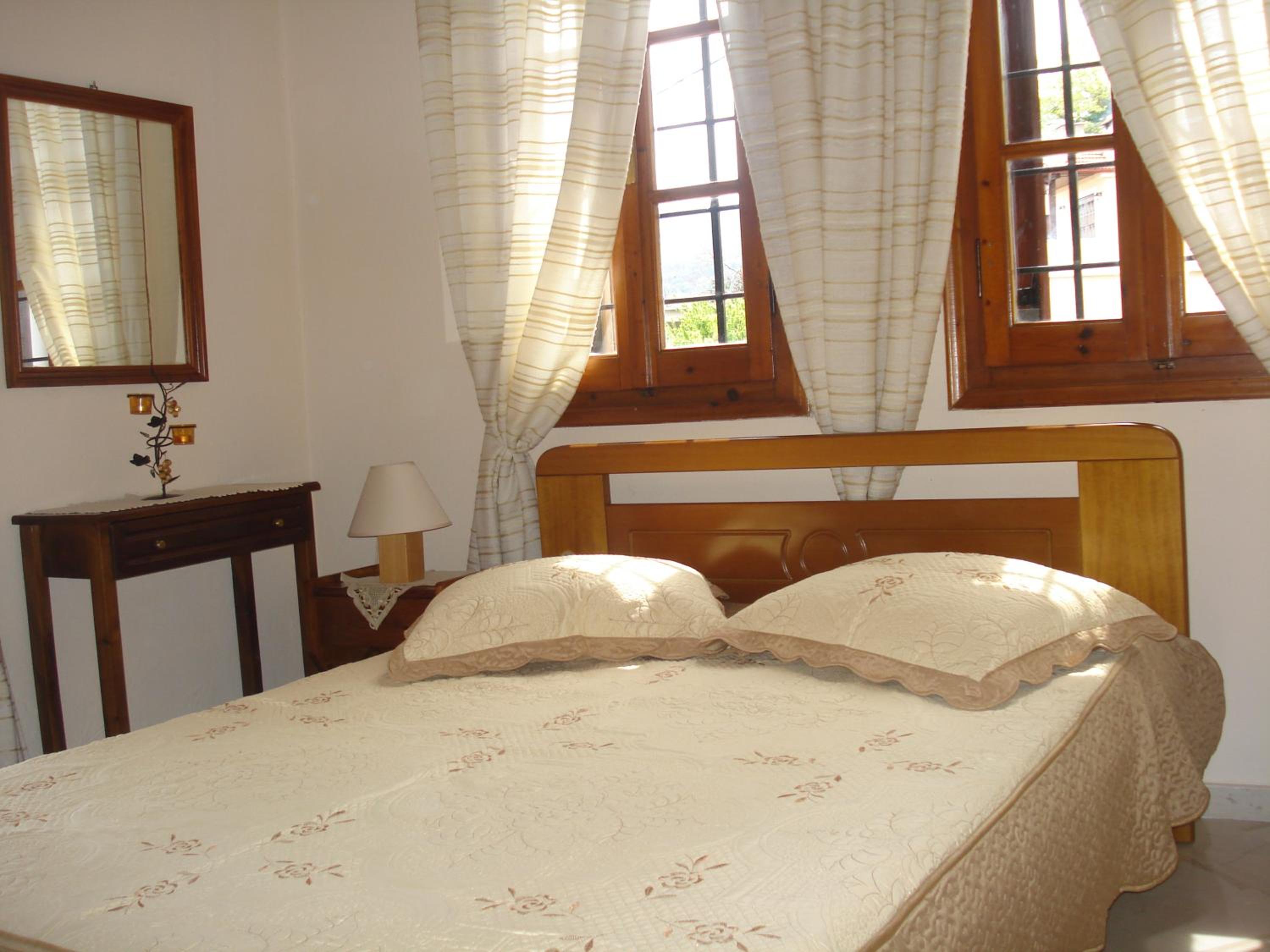 One-Bedroom Apartment with Sea View - 1st Floor photo 1