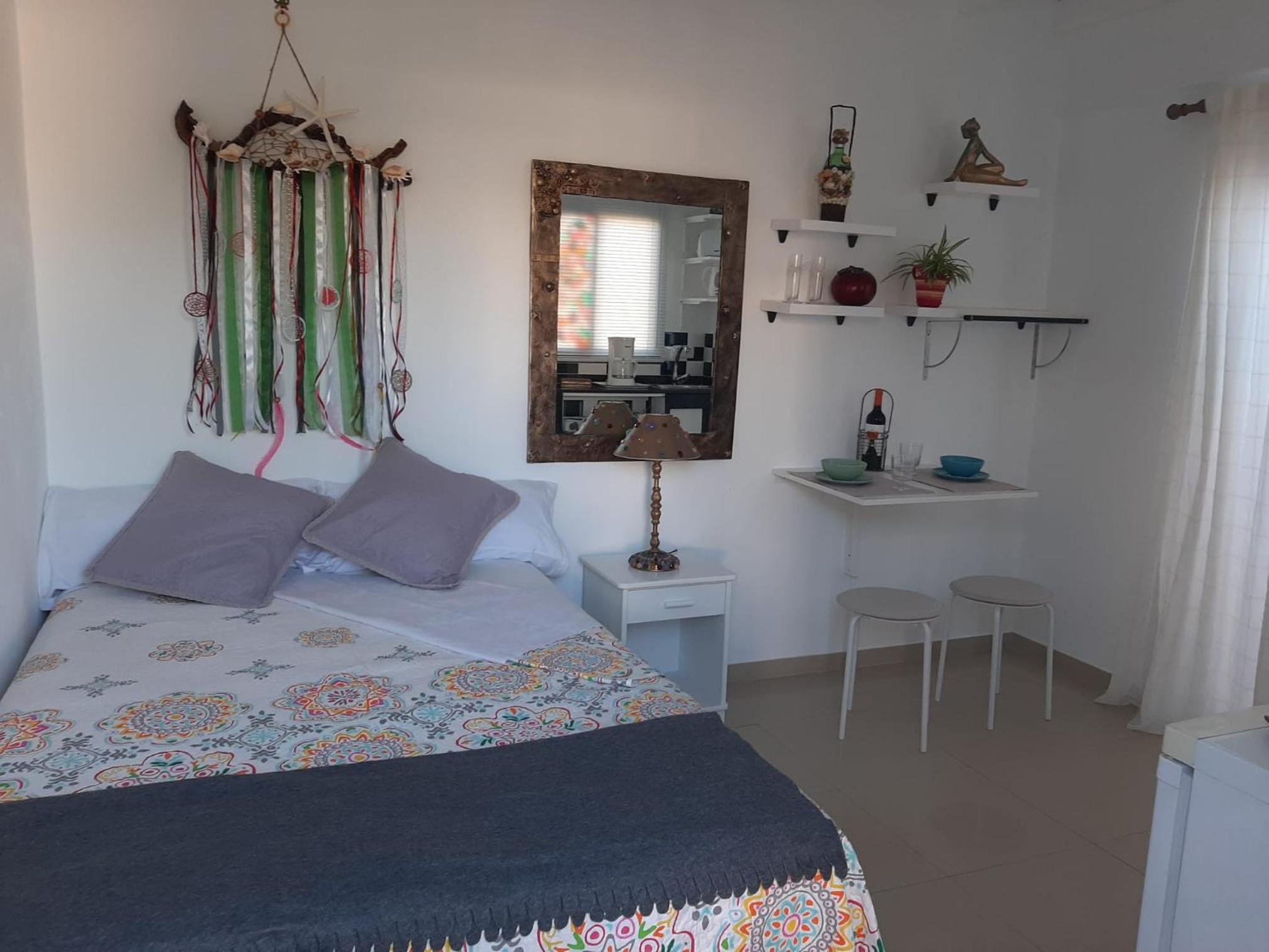 One-Bedroom Apartment - Photo 1