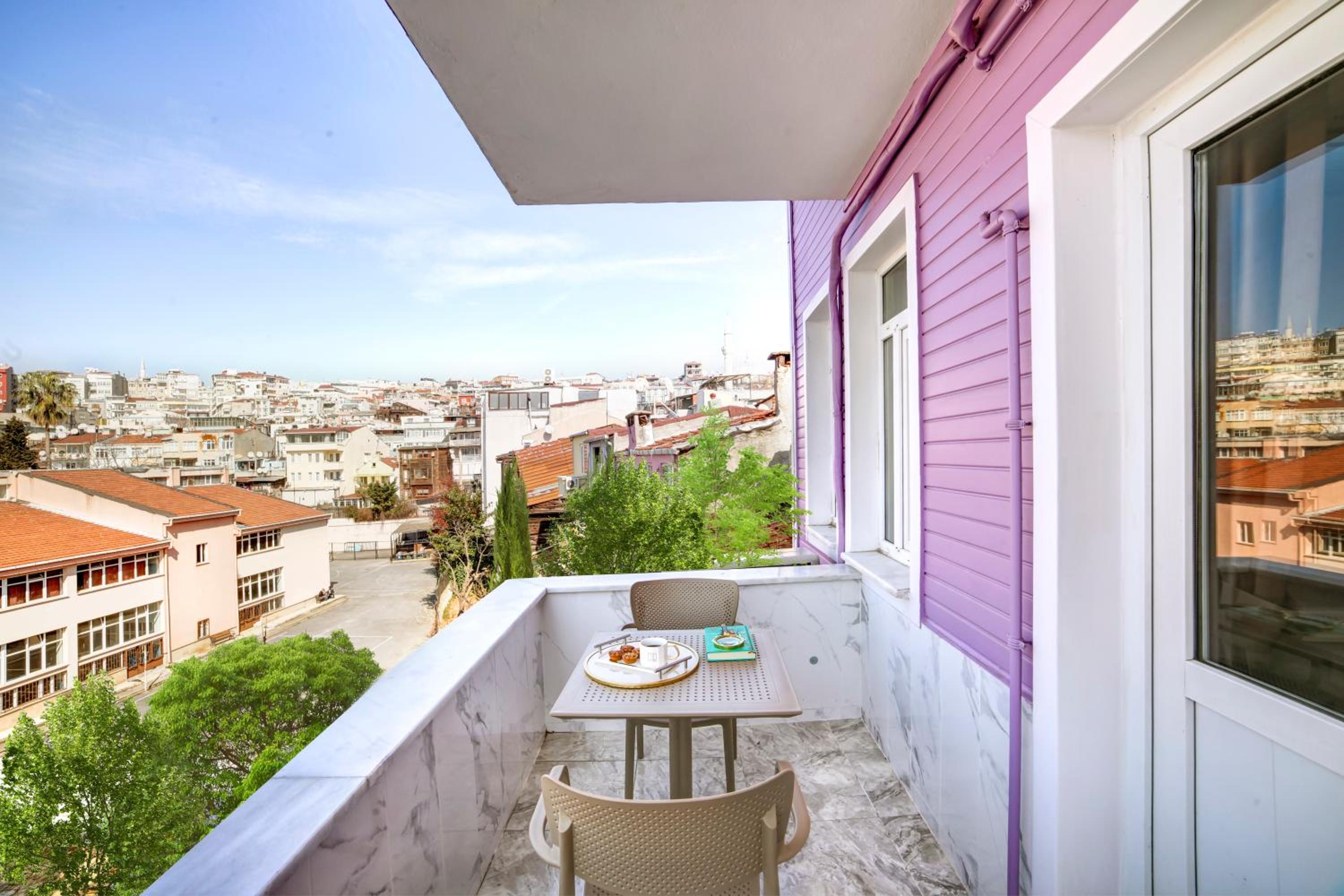 Apartment with Sea View photo 2