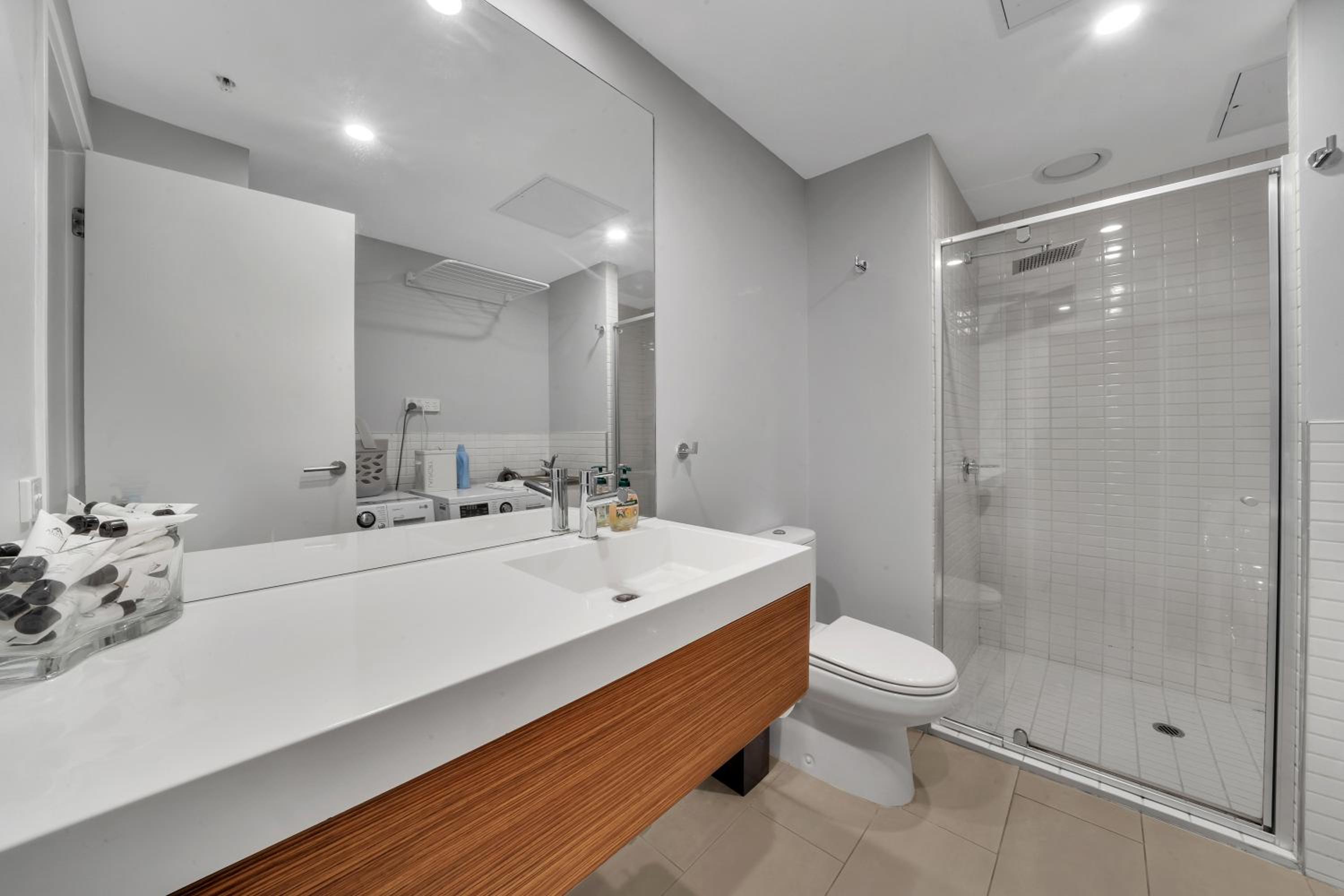 Two-Bedroom Apartment - Photo 16