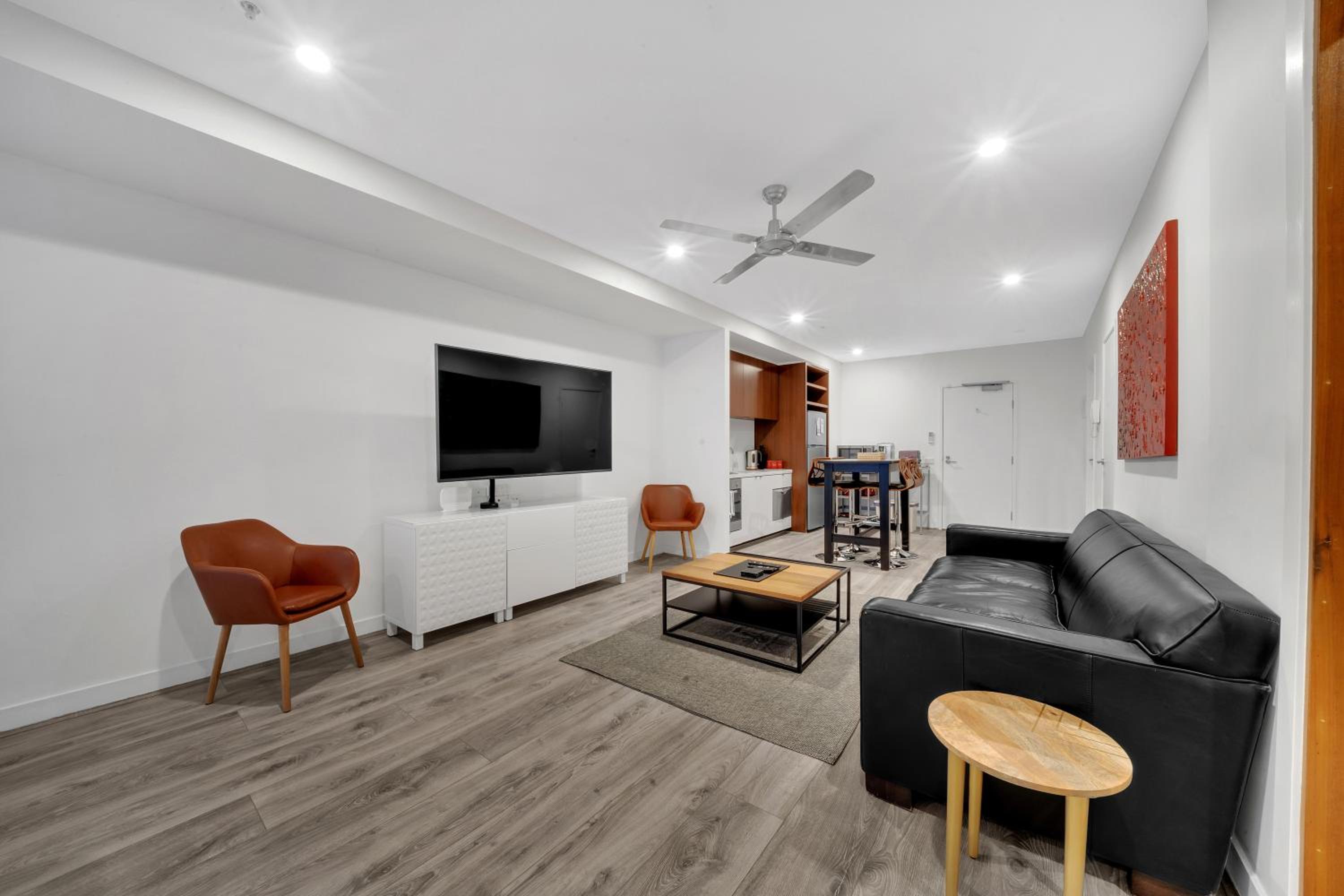 Two-Bedroom Apartment - Photo 13
