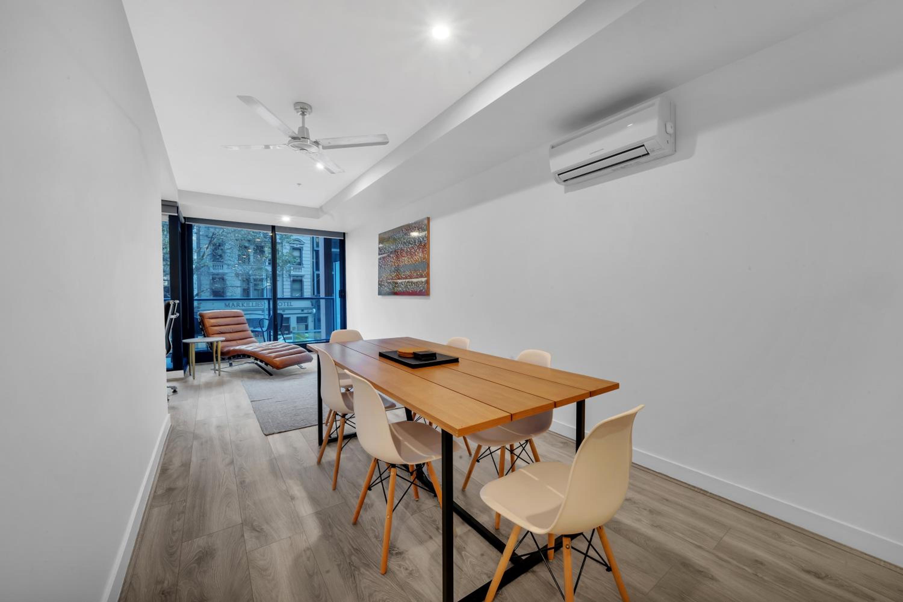 Two-Bedroom Apartment - Photo 4