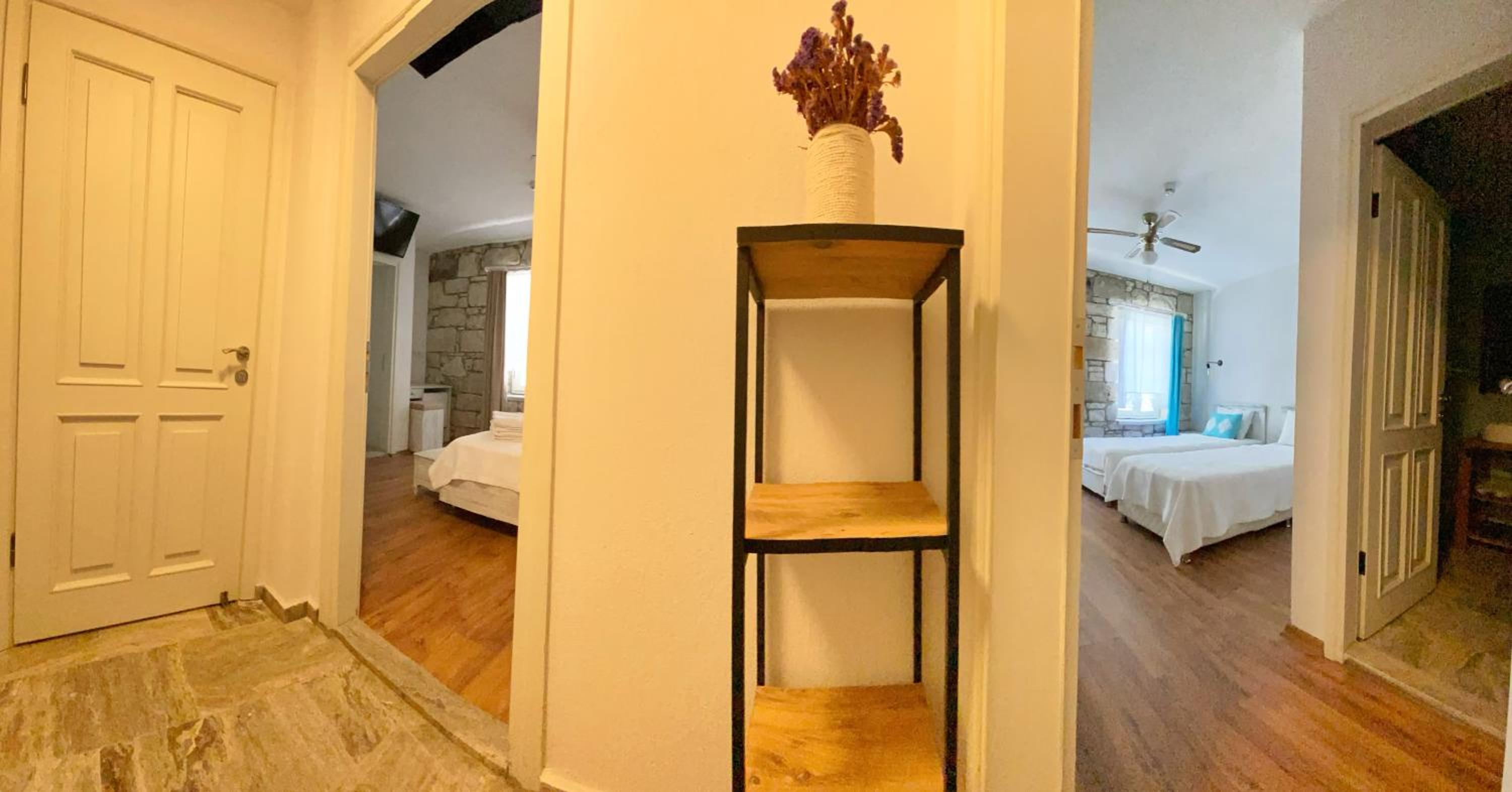 Family Suite - Photo 6