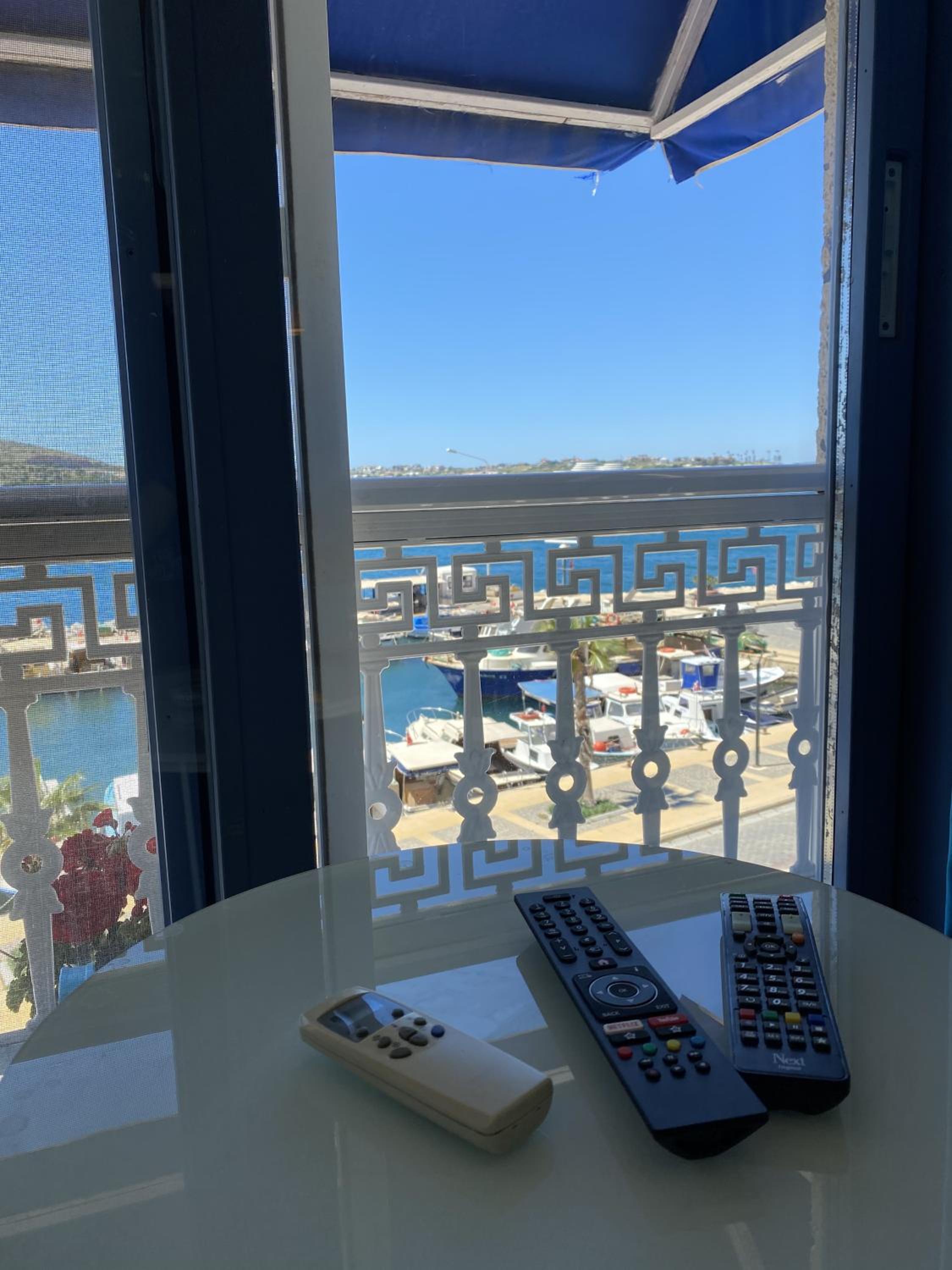Triple Room with Sea View - Photo 17