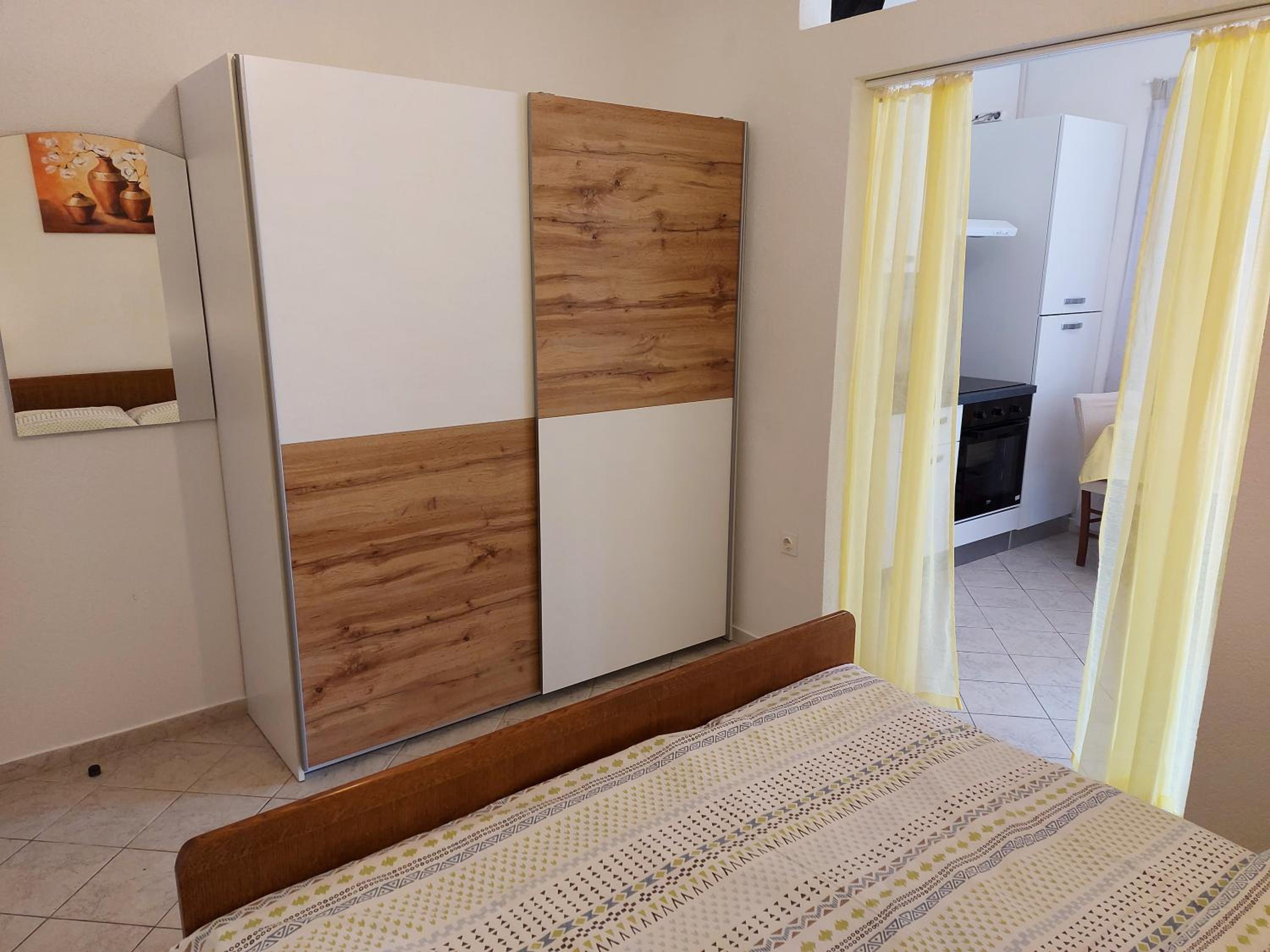 Studio Apartment photo 3
