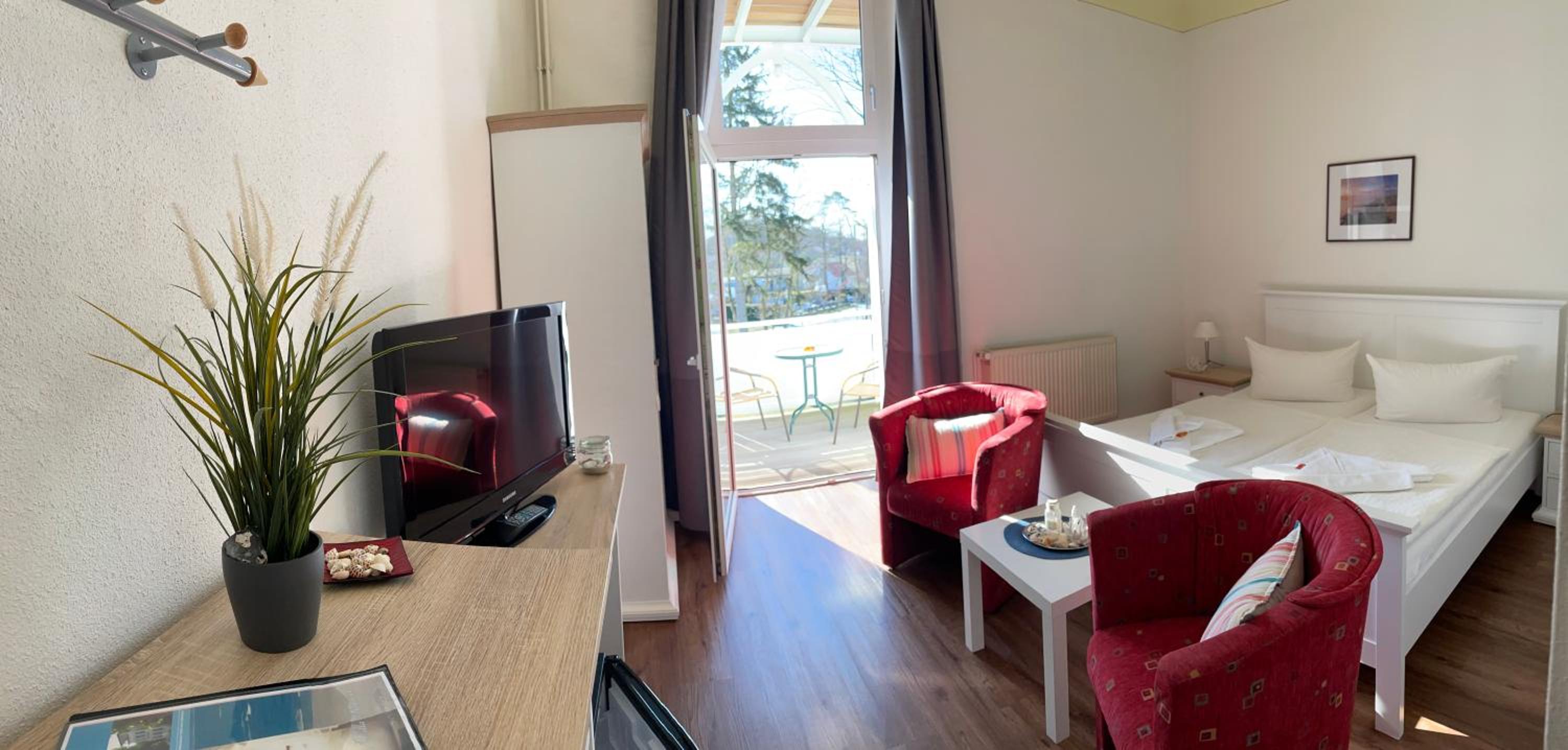 Double Room with Balcony photo 1