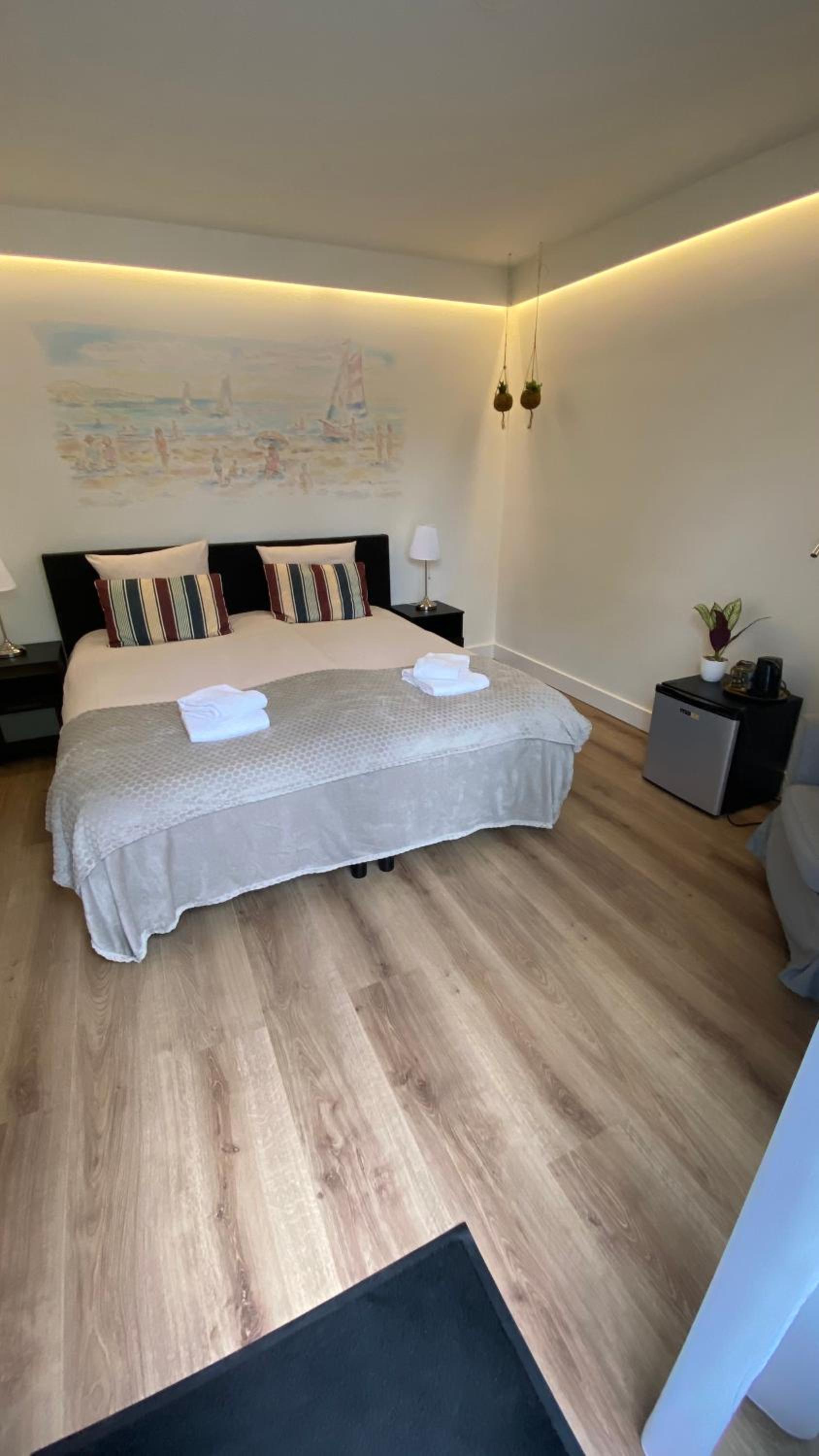 Superior Double or Twin Room with Garden View - Photo 9