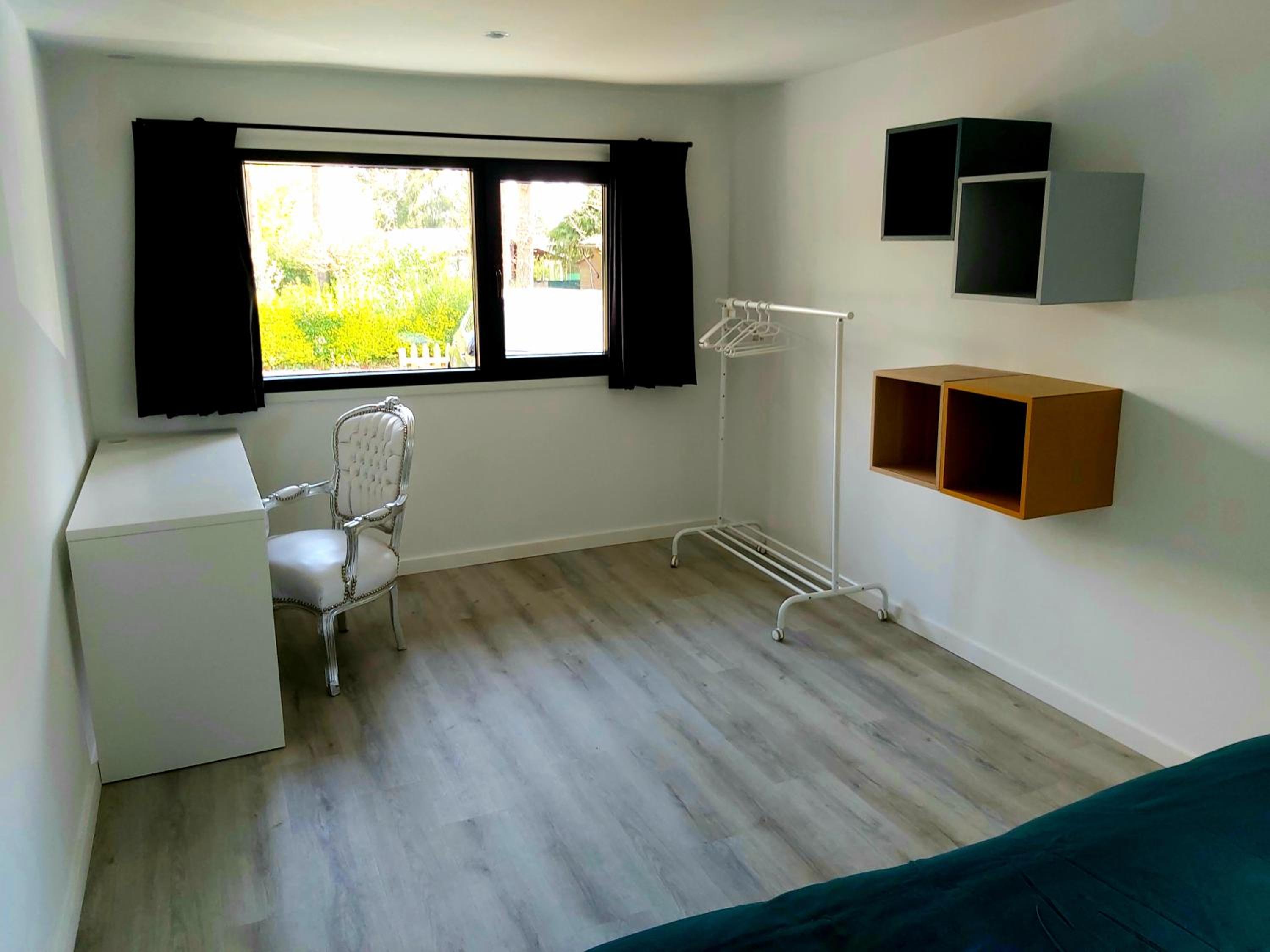 Two-Bedroom Chalet - Photo 3