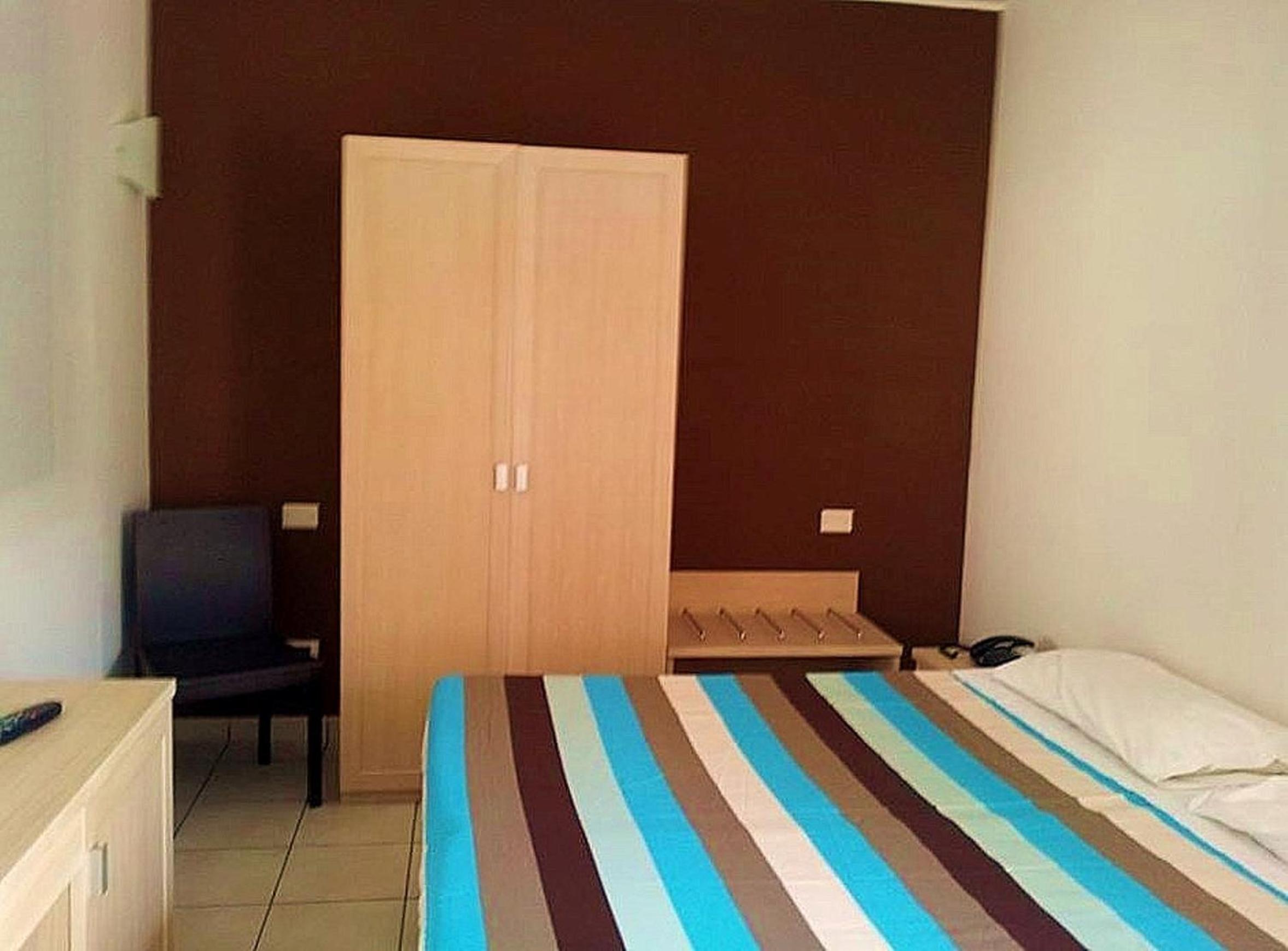 Double Room - Photo 3