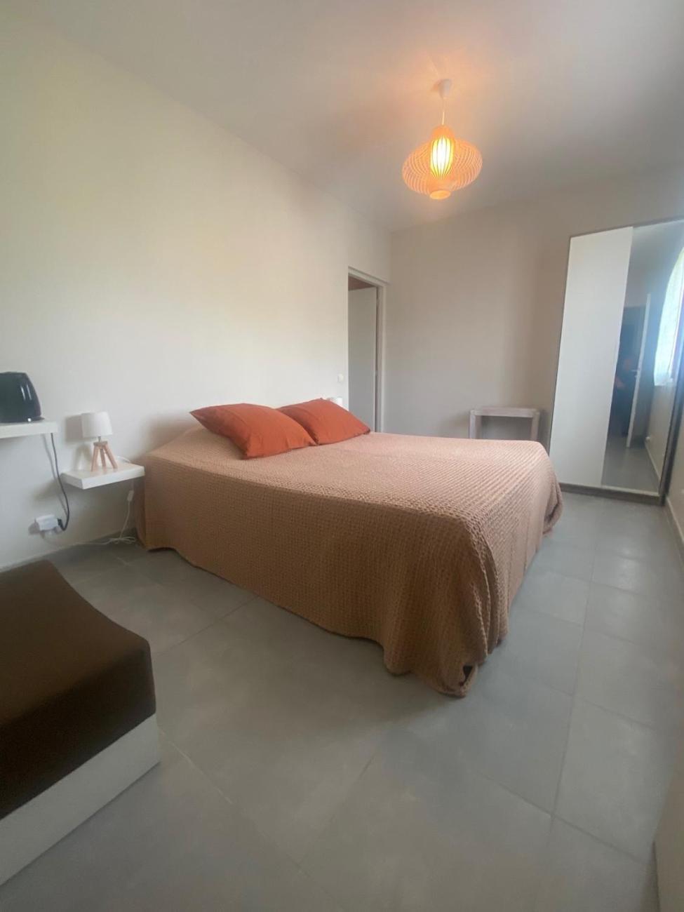 Double Room with Private Bathroom photo 2