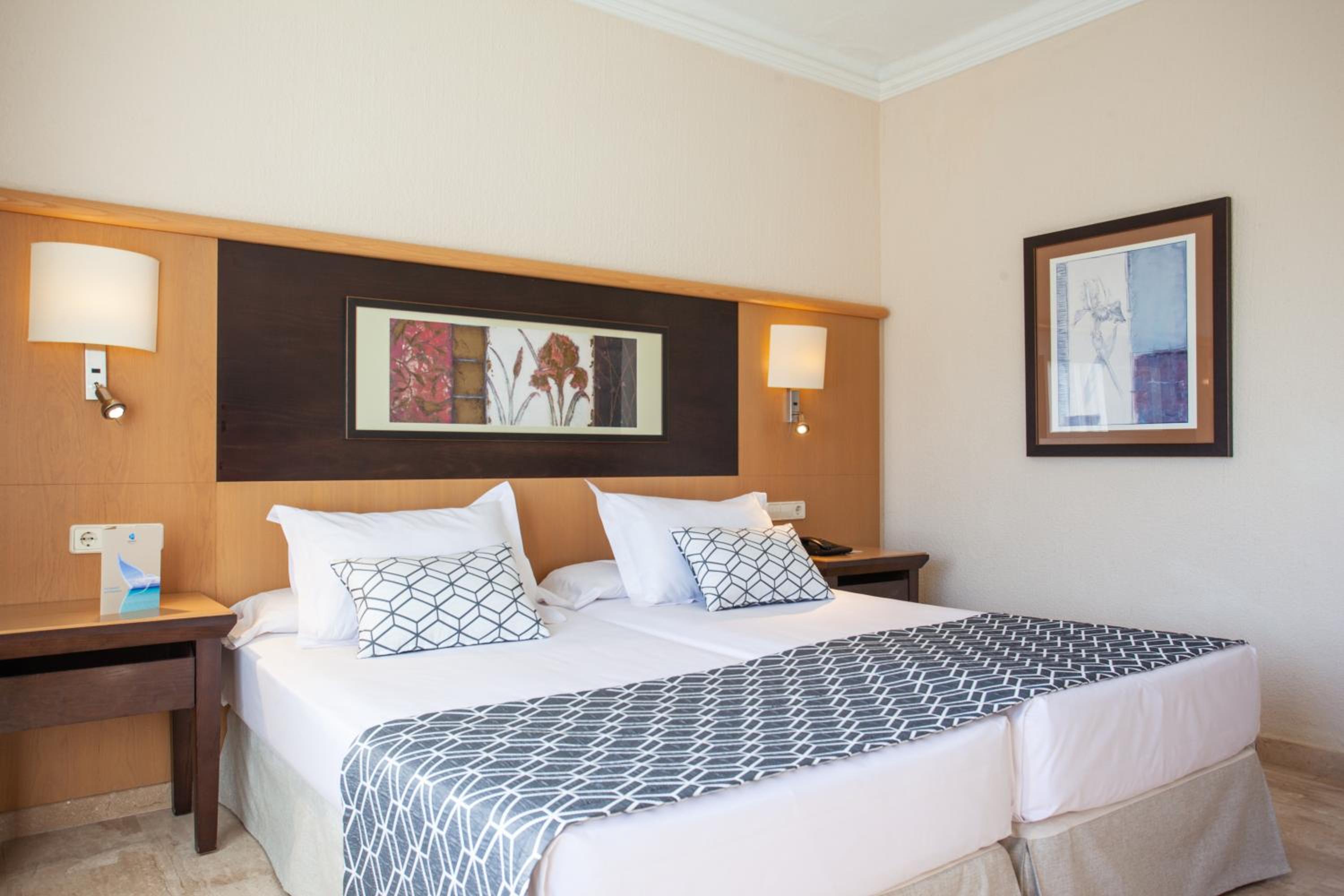 Habitación Doble Económica (2 Adultos)